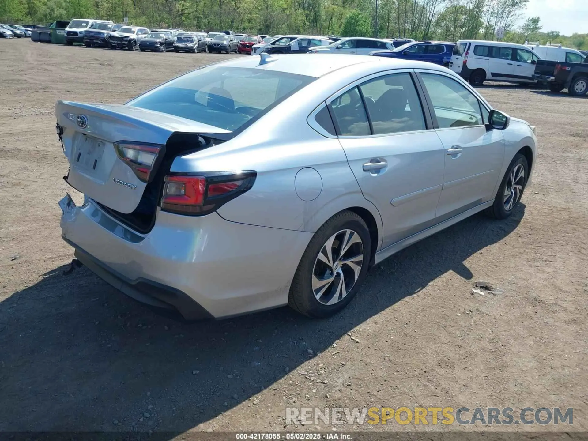 4 fotografías del automóvil dañado 4S3BWAD6XM3004573 SUBARU LEGACY 2021