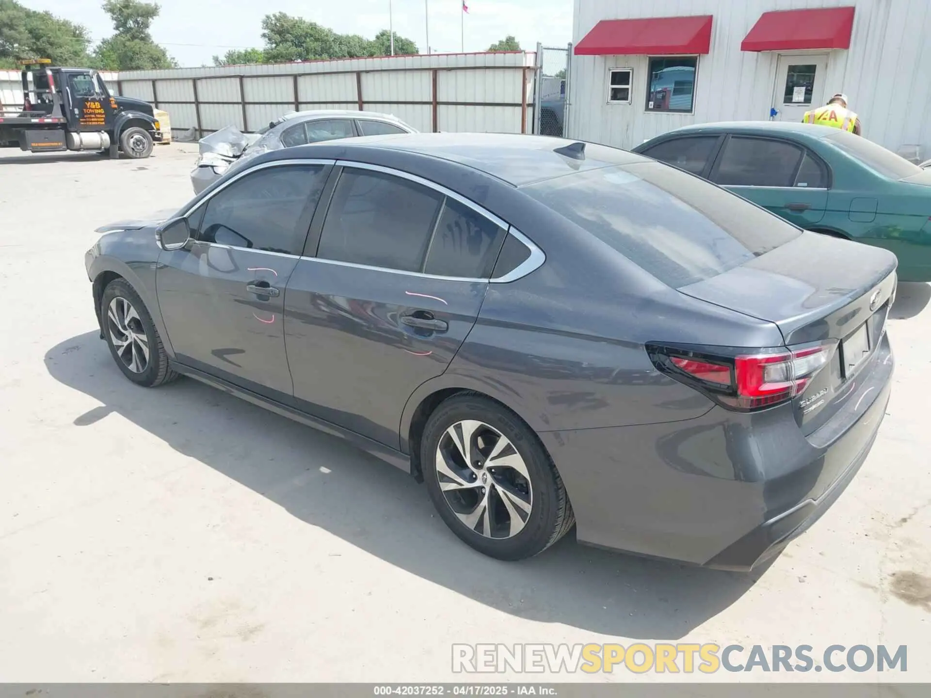3 fotografías del automóvil dañado 4S3BWAF63M3006016 SUBARU LEGACY 2021