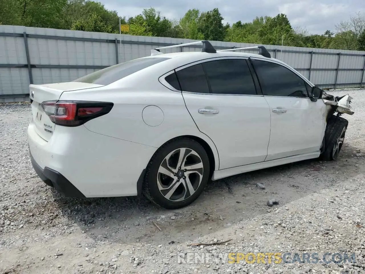 3 fotografías del automóvil dañado 4S3BWGP67M3012256 SUBARU LEGACY 2021