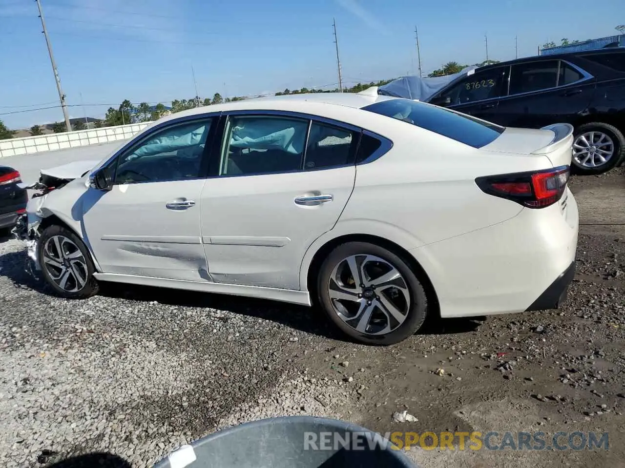 2 fotografías del automóvil dañado 4S3BWGP6XN3008770 SUBARU LEGACY 2022