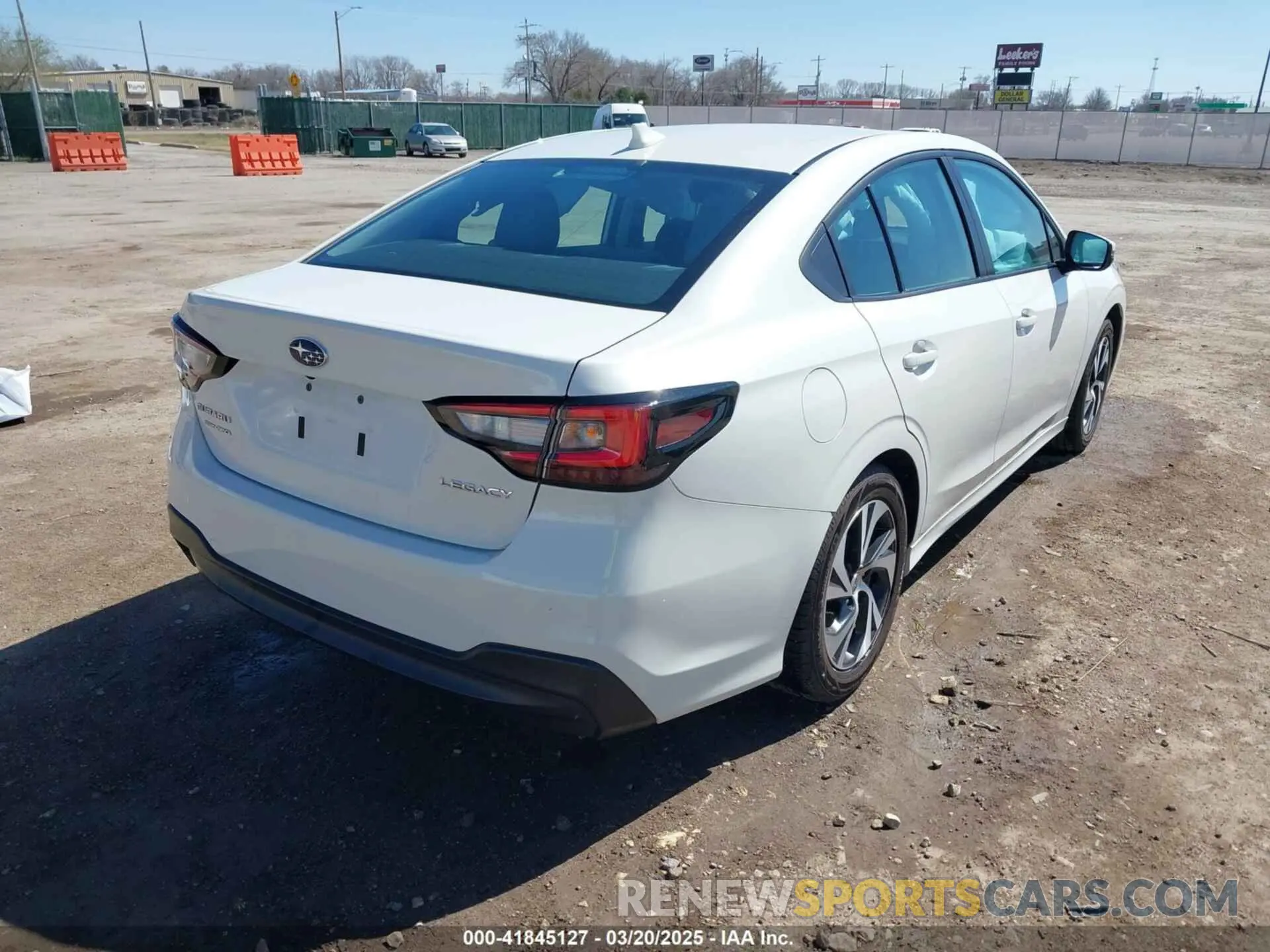 4 fotografías del automóvil dañado 4S3BWAF66P3005429 SUBARU LEGACY 2023