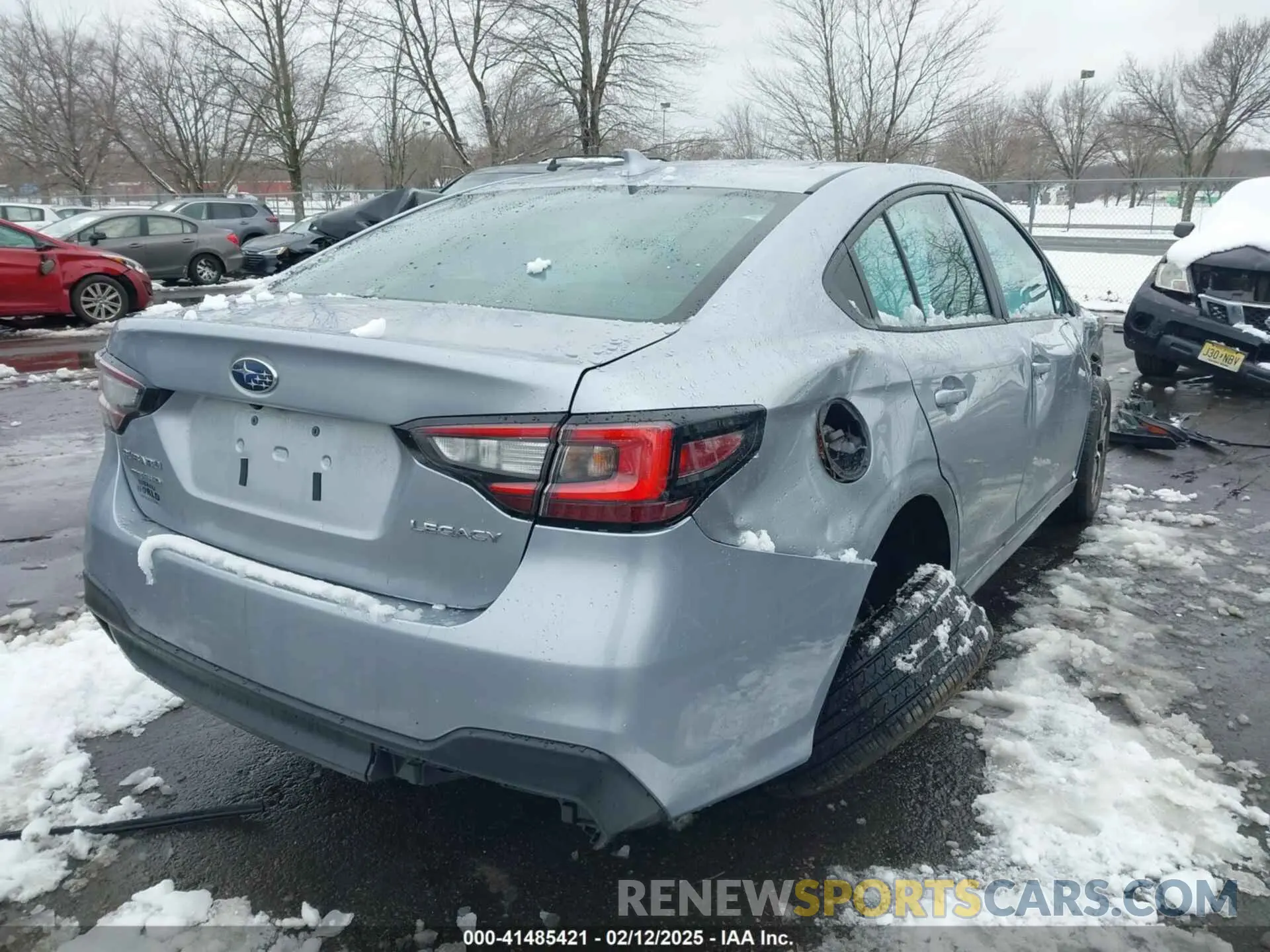 4 fotografías del automóvil dañado 4S3BWAF68P3010213 SUBARU LEGACY 2023