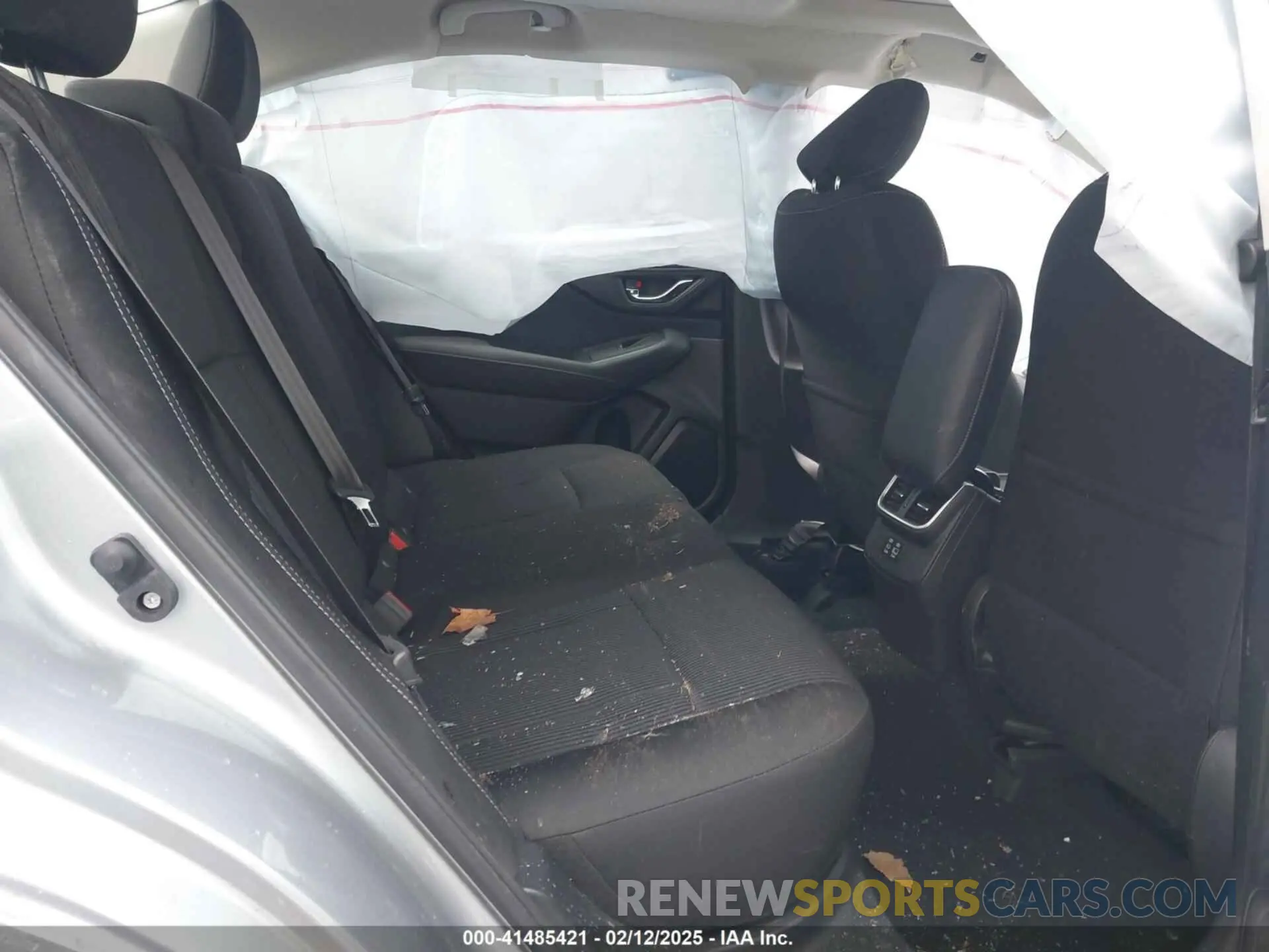 8 fotografías del automóvil dañado 4S3BWAF68P3010213 SUBARU LEGACY 2023