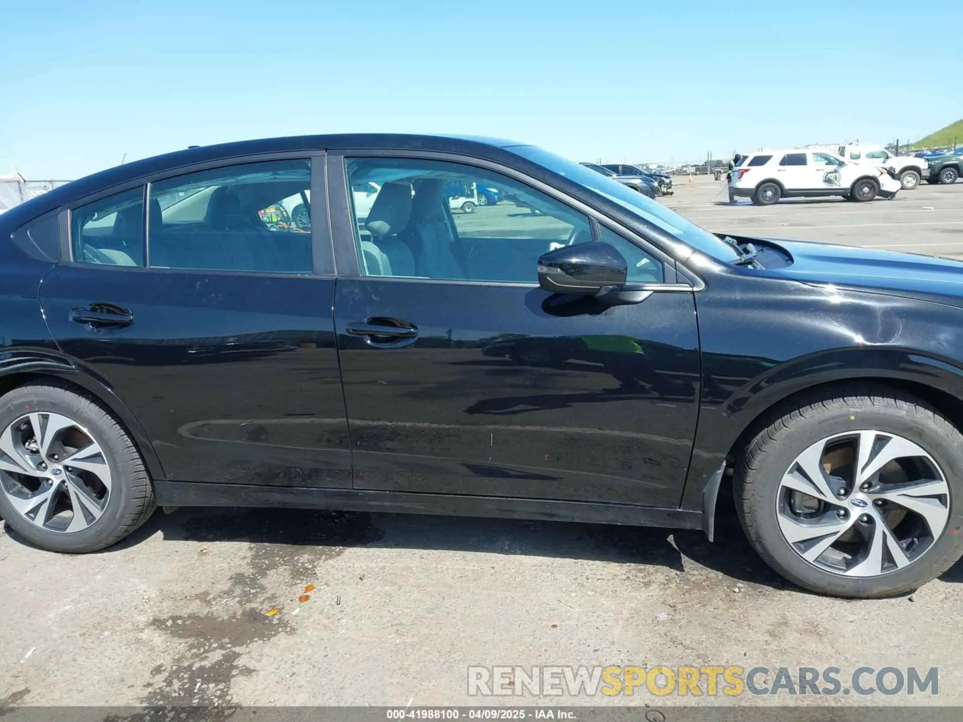 13 fotografías del automóvil dañado 4S3BWAC6XR3019597 SUBARU LEGACY 2024