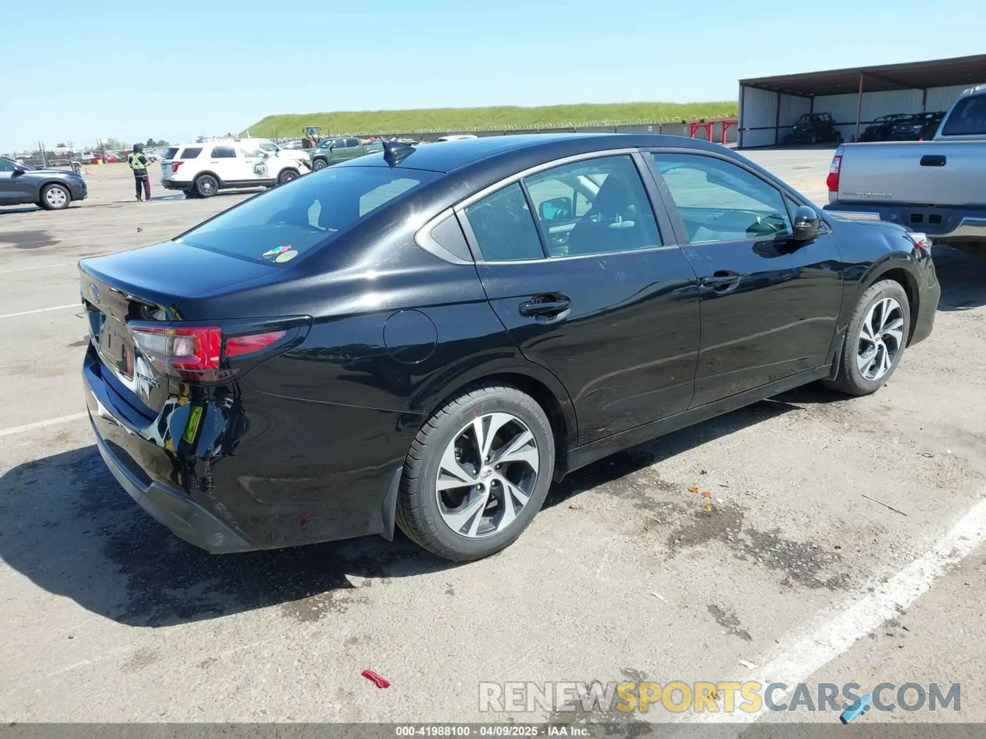 4 fotografías del automóvil dañado 4S3BWAC6XR3019597 SUBARU LEGACY 2024