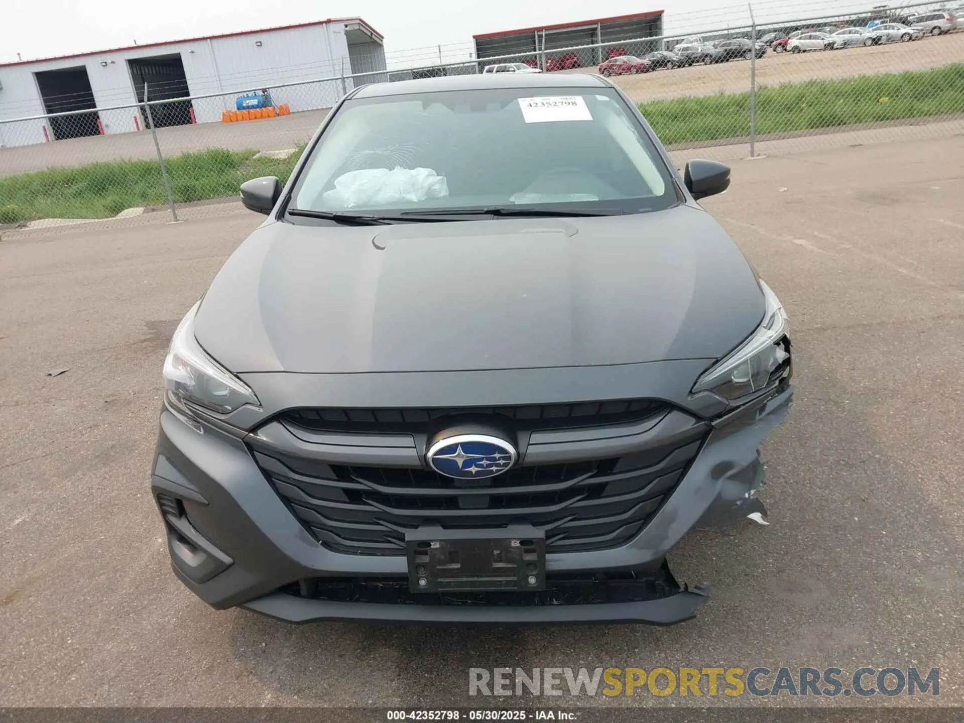 12 fotografías del automóvil dañado 4S3BWAD6XR3002622 SUBARU LEGACY 2024