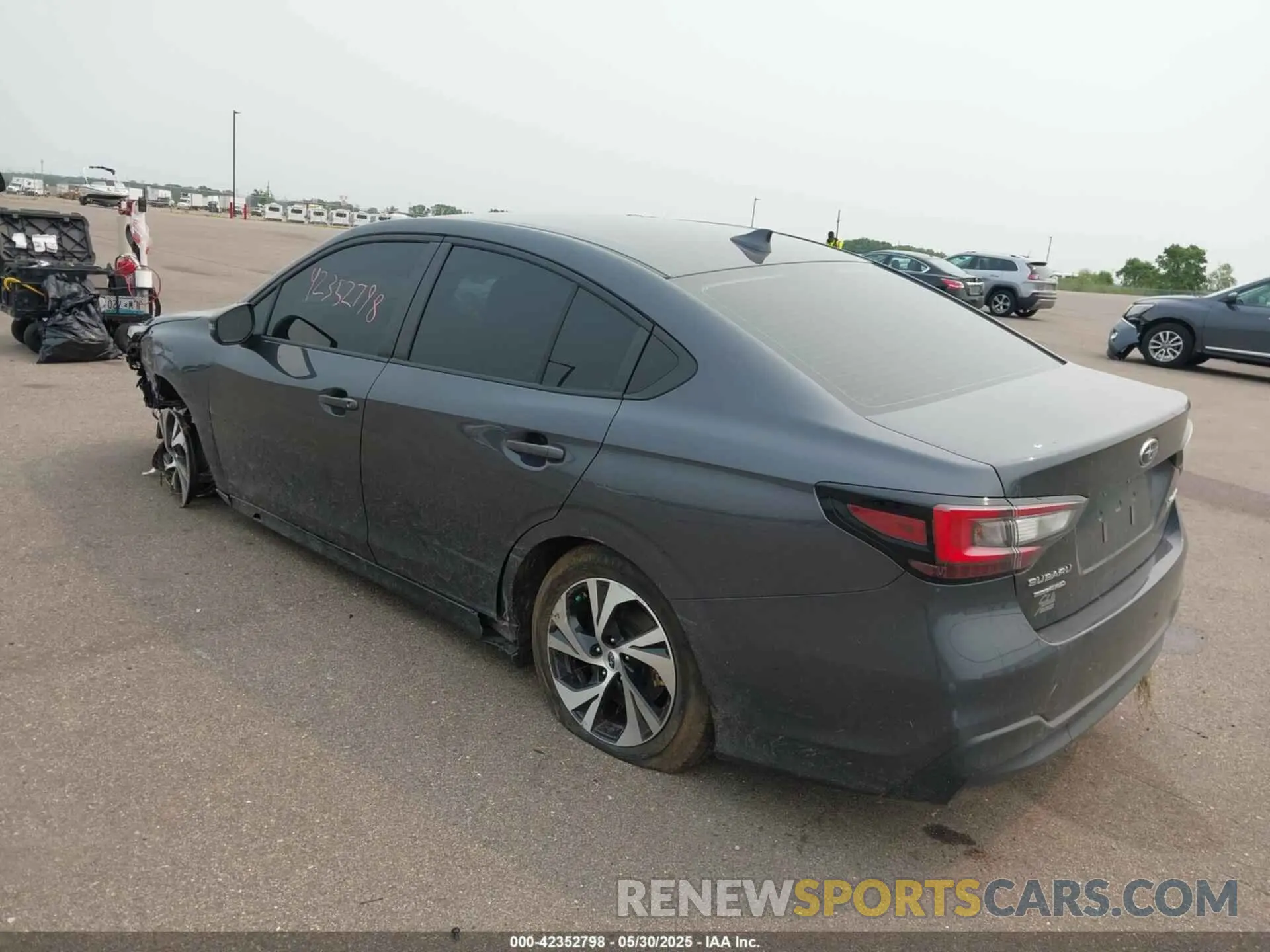 3 fotografías del automóvil dañado 4S3BWAD6XR3002622 SUBARU LEGACY 2024