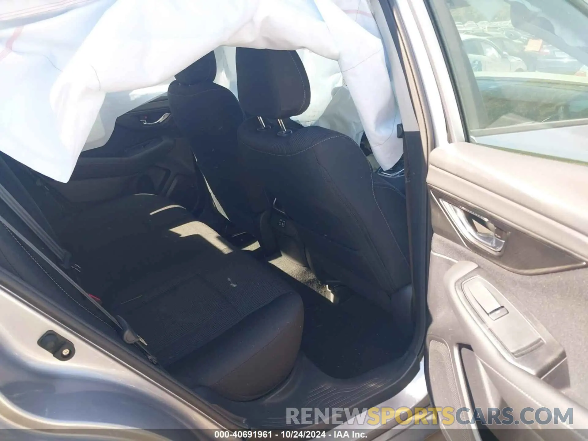 8 fotografías del automóvil dañado 4S3BWAF63R3011594 SUBARU LEGACY 2024