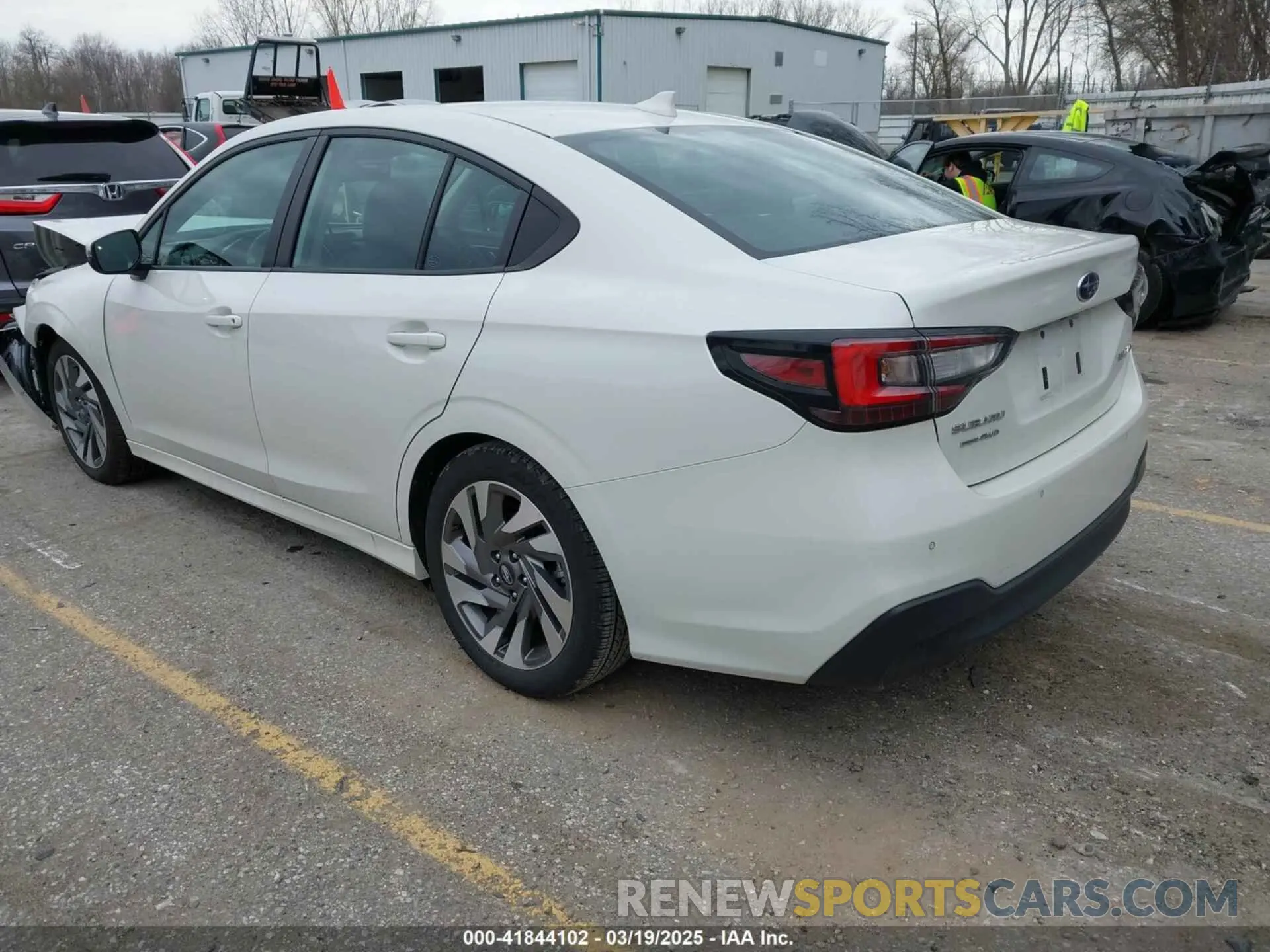 3 fotografías del automóvil dañado 4S3BWAN62R3021146 SUBARU LEGACY 2024