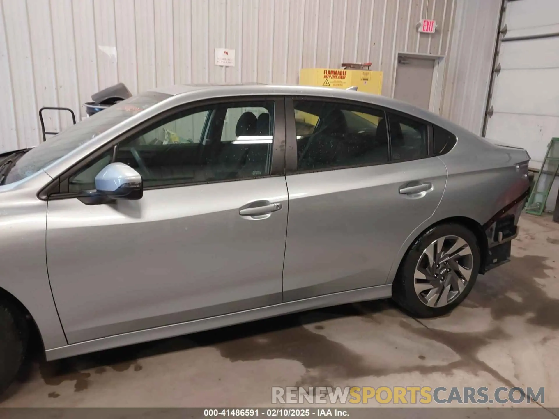 15 fotografías del automóvil dañado 4S3BWAN64R3025876 SUBARU LEGACY 2024