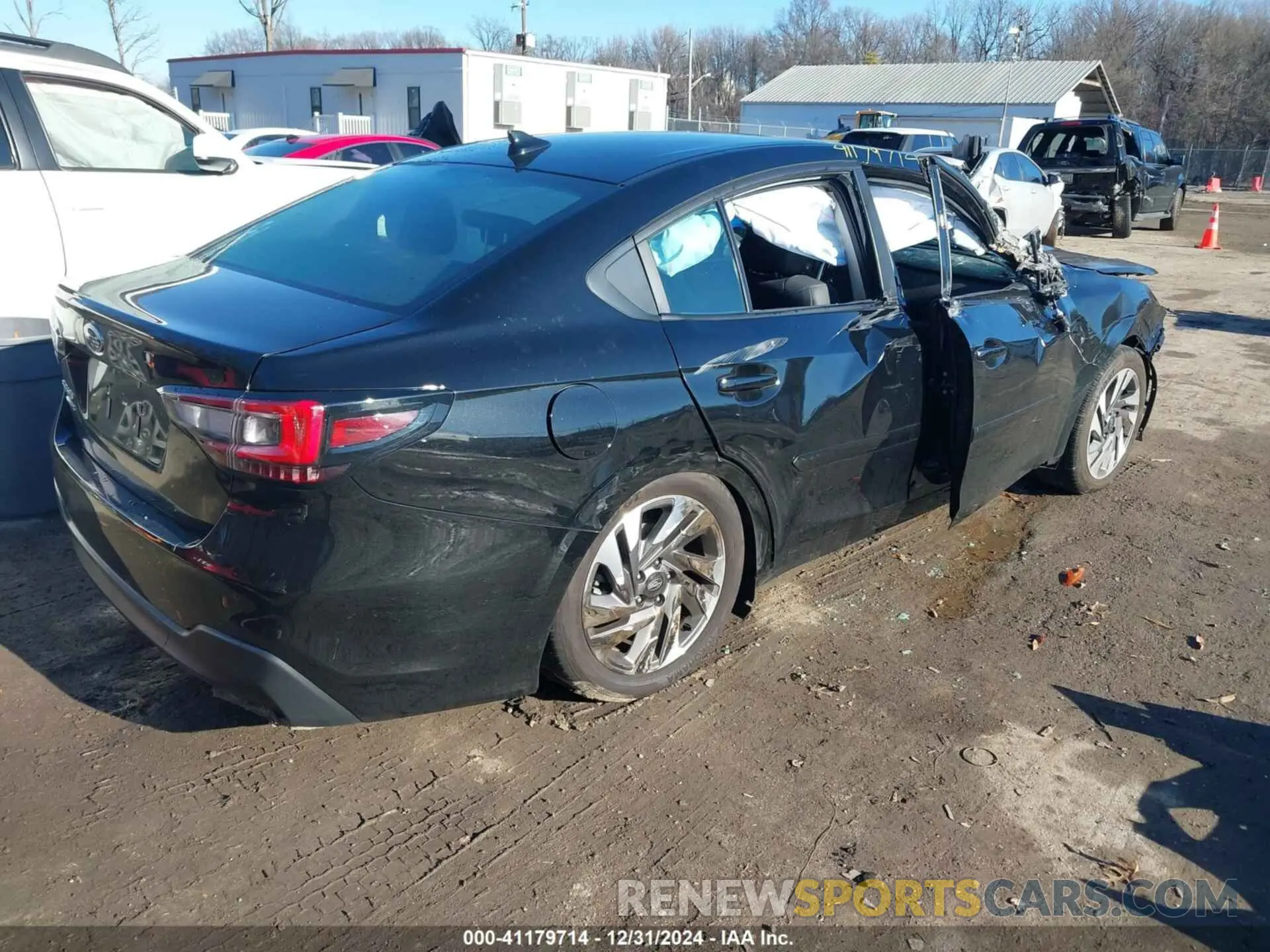 4 fotografías del automóvil dañado 4S3BWAN69R3006630 SUBARU LEGACY 2024