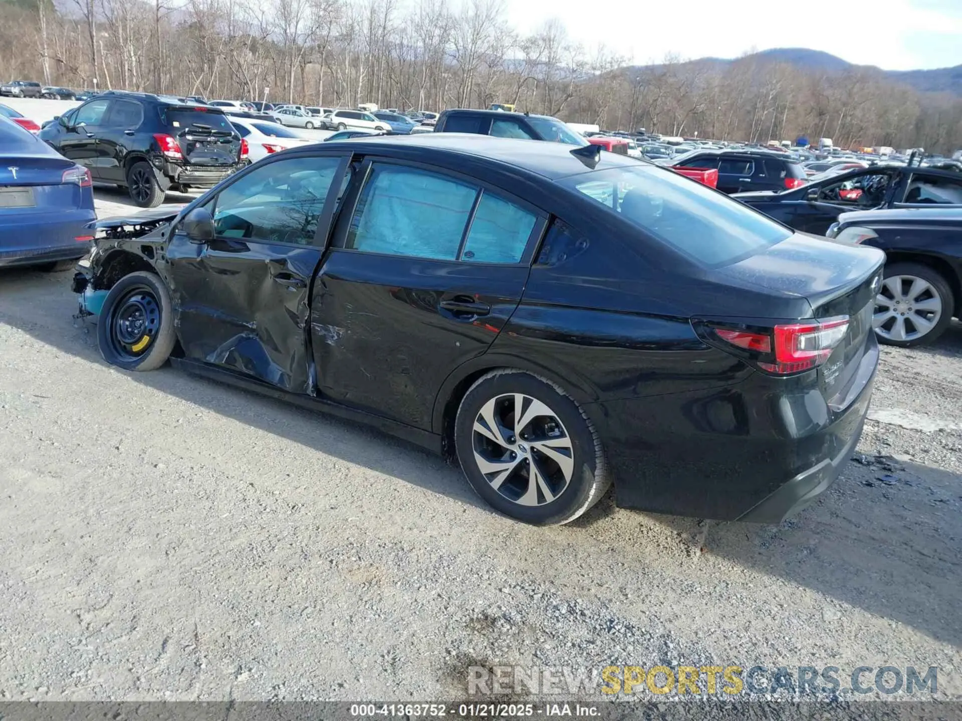 3 fotografías del automóvil dañado 4S3BWAB64S3006853 SUBARU LEGACY 2025