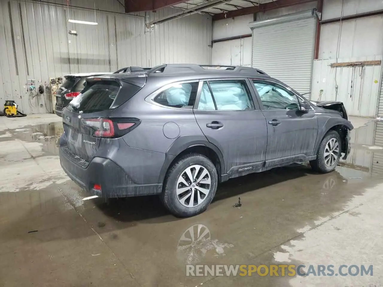 3 fotografías del automóvil dañado 4S4BTAAC6S3176711 SUBARU LEGACY 2025