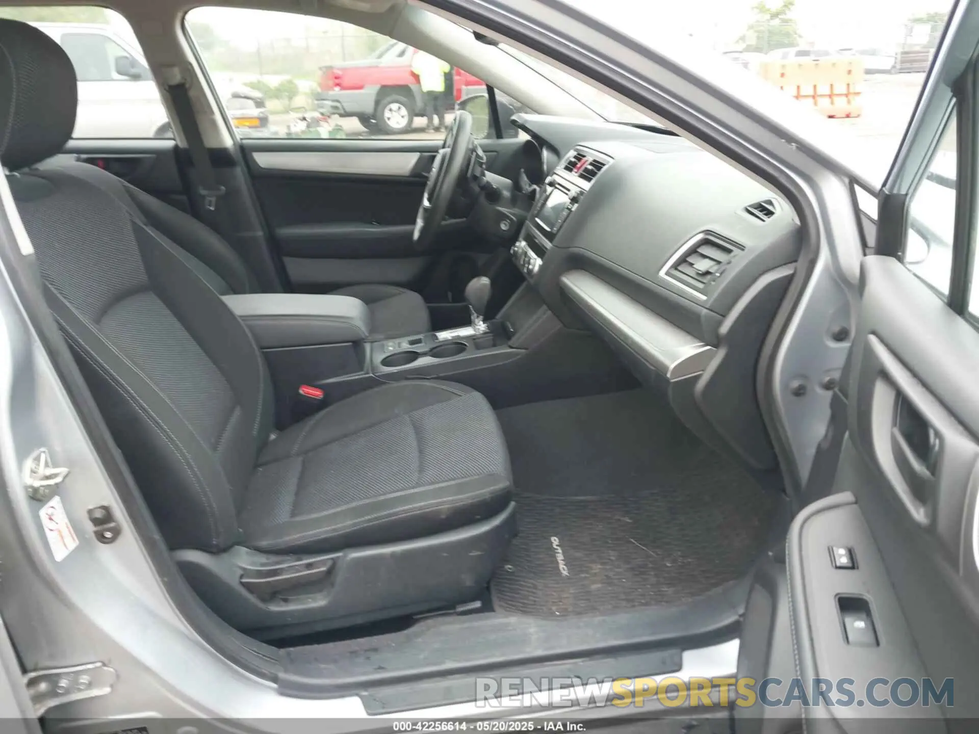 5 fotografías del automóvil dañado 4S4BSABC1K3372377 SUBARU OUTBACK 2019