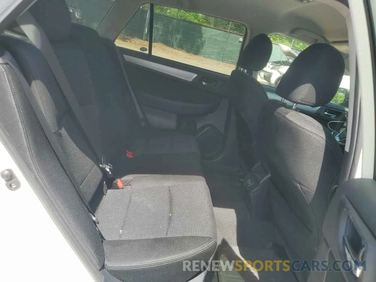10 fotografías del automóvil dañado 4S4BSAFC1K3328390 SUBARU OUTBACK 2019