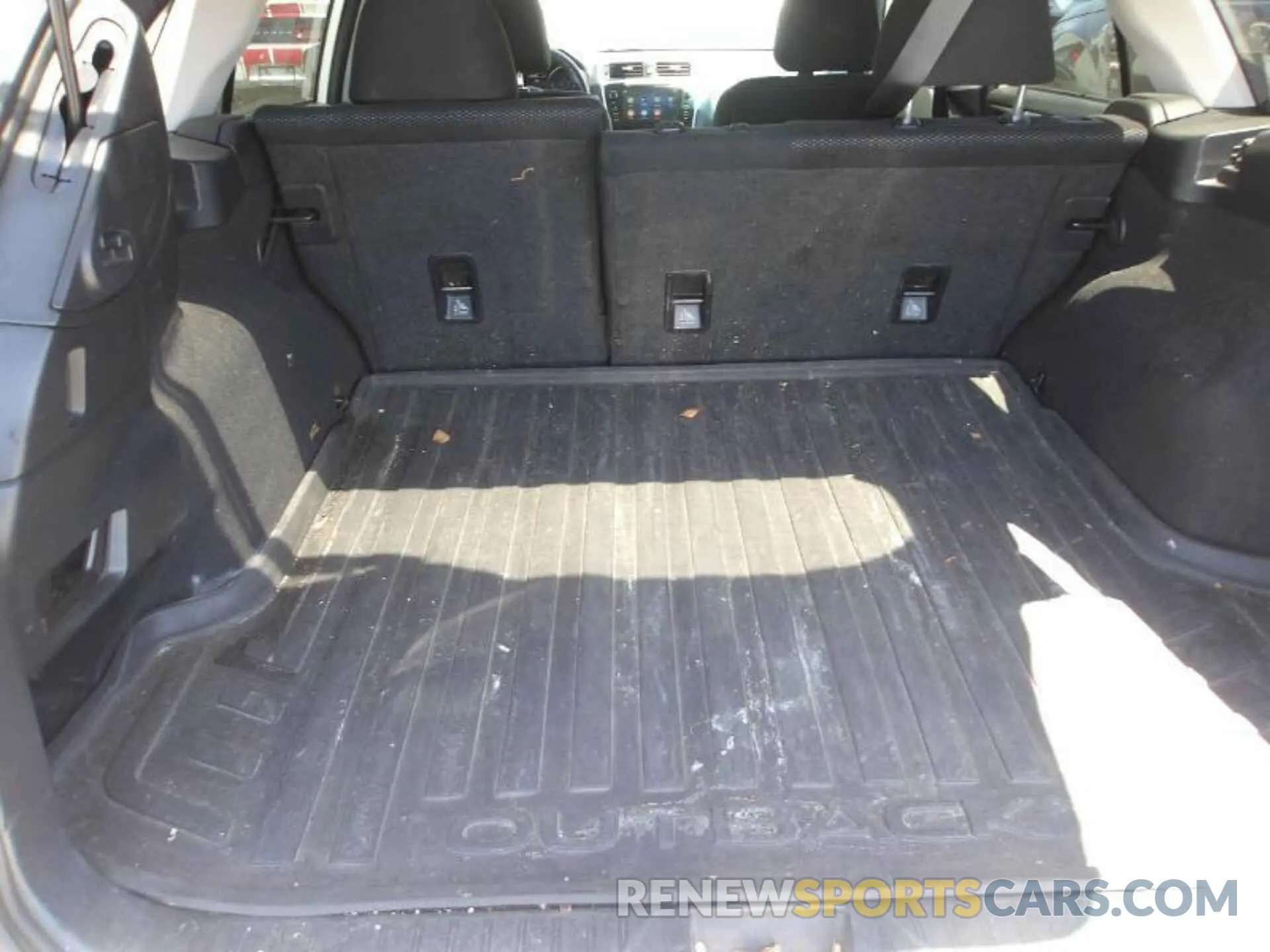 3 fotografías del automóvil dañado 4S4BSAFC6K3310547 SUBARU OUTBACK 2019