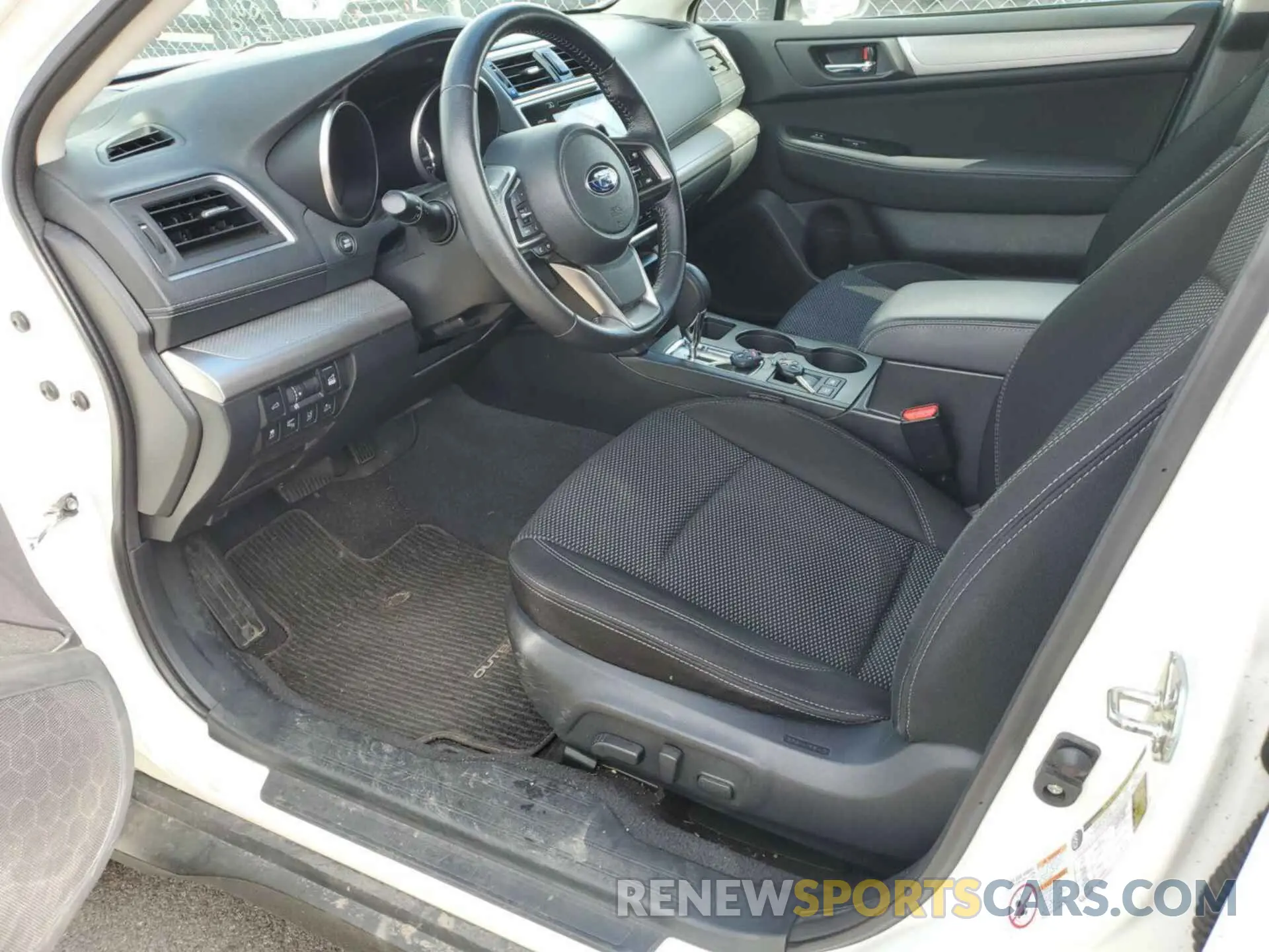 11 fotografías del automóvil dañado 4S4BSAFC9K3264163 SUBARU OUTBACK 2019