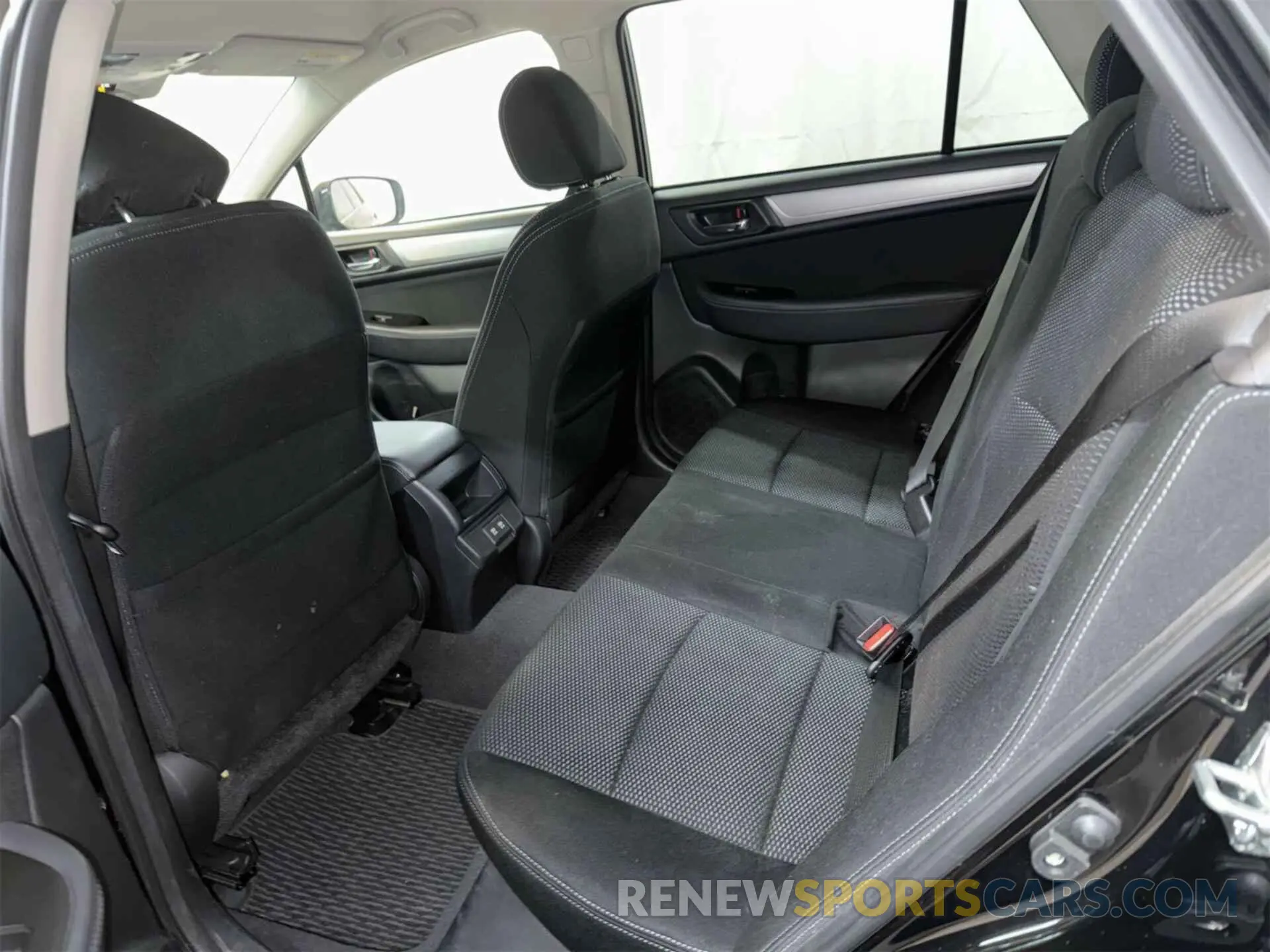 19 fotografías del automóvil dañado 4S4BSAFCXK3247940 SUBARU OUTBACK 2019