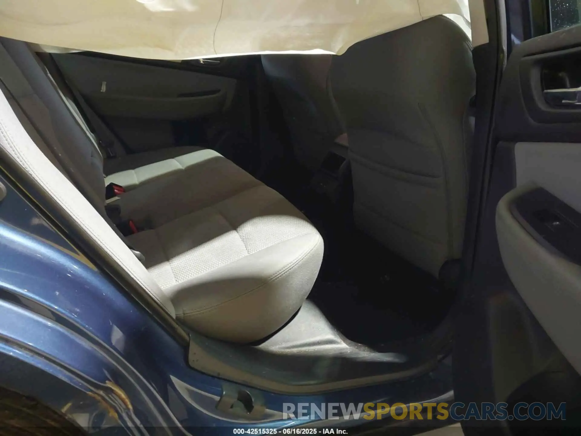 8 fotografías del automóvil dañado 4S4BSAFCXK3313788 SUBARU OUTBACK 2019