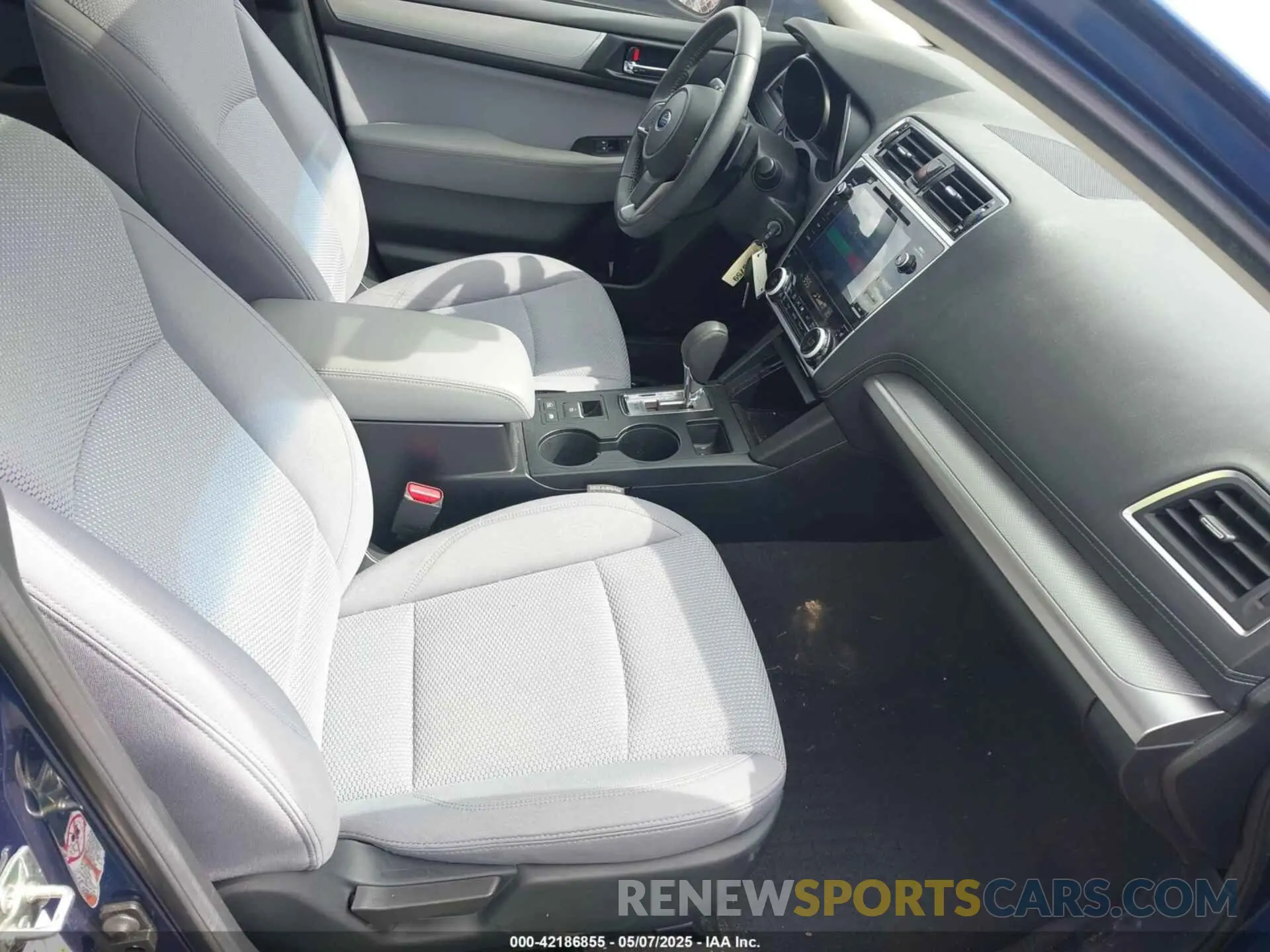 5 fotografías del automóvil dañado 4S4BSAHC1K3384410 SUBARU OUTBACK 2019