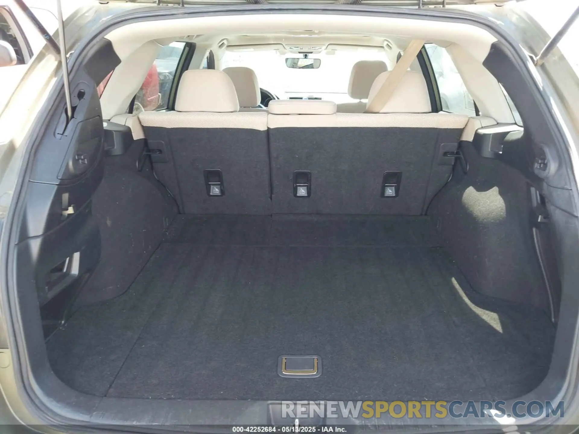 17 fotografías del automóvil dañado 4S4BSAHC8K3319392 SUBARU OUTBACK 2019