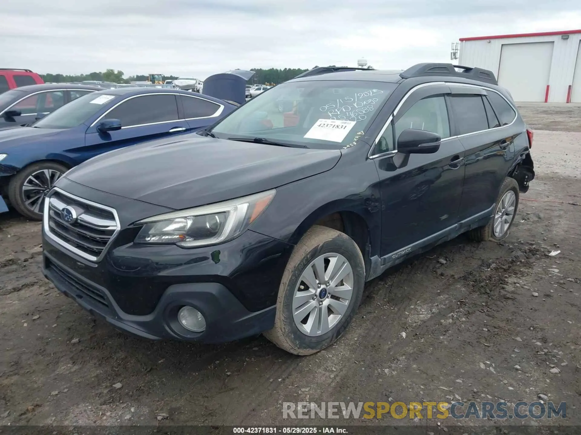 2 fotografías del automóvil dañado 4S4BSAHC9K3369220 SUBARU OUTBACK 2019