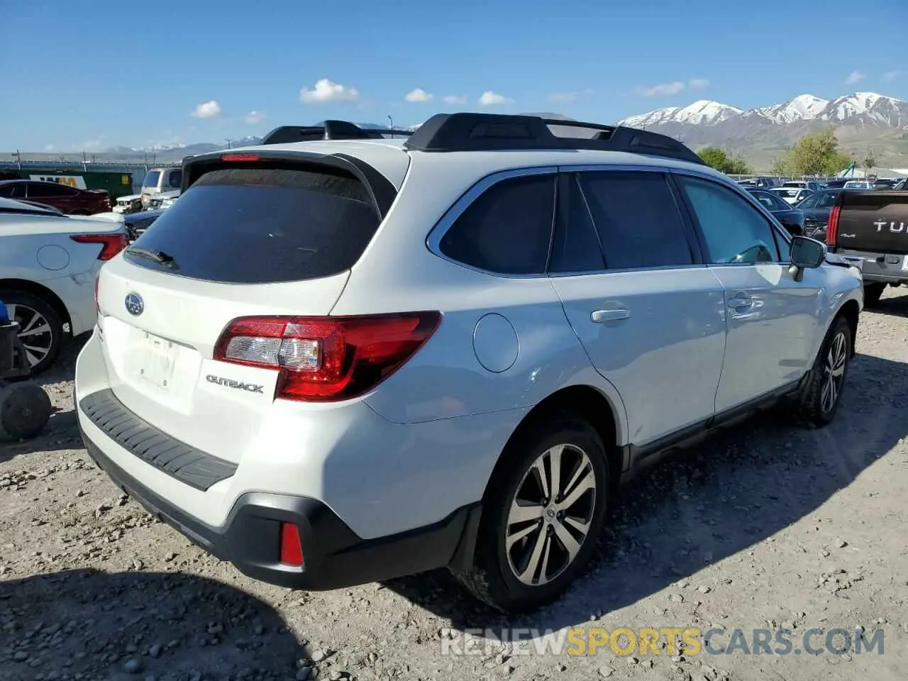3 fotografías del automóvil dañado 4S4BSAJC0K3257464 SUBARU OUTBACK 2019