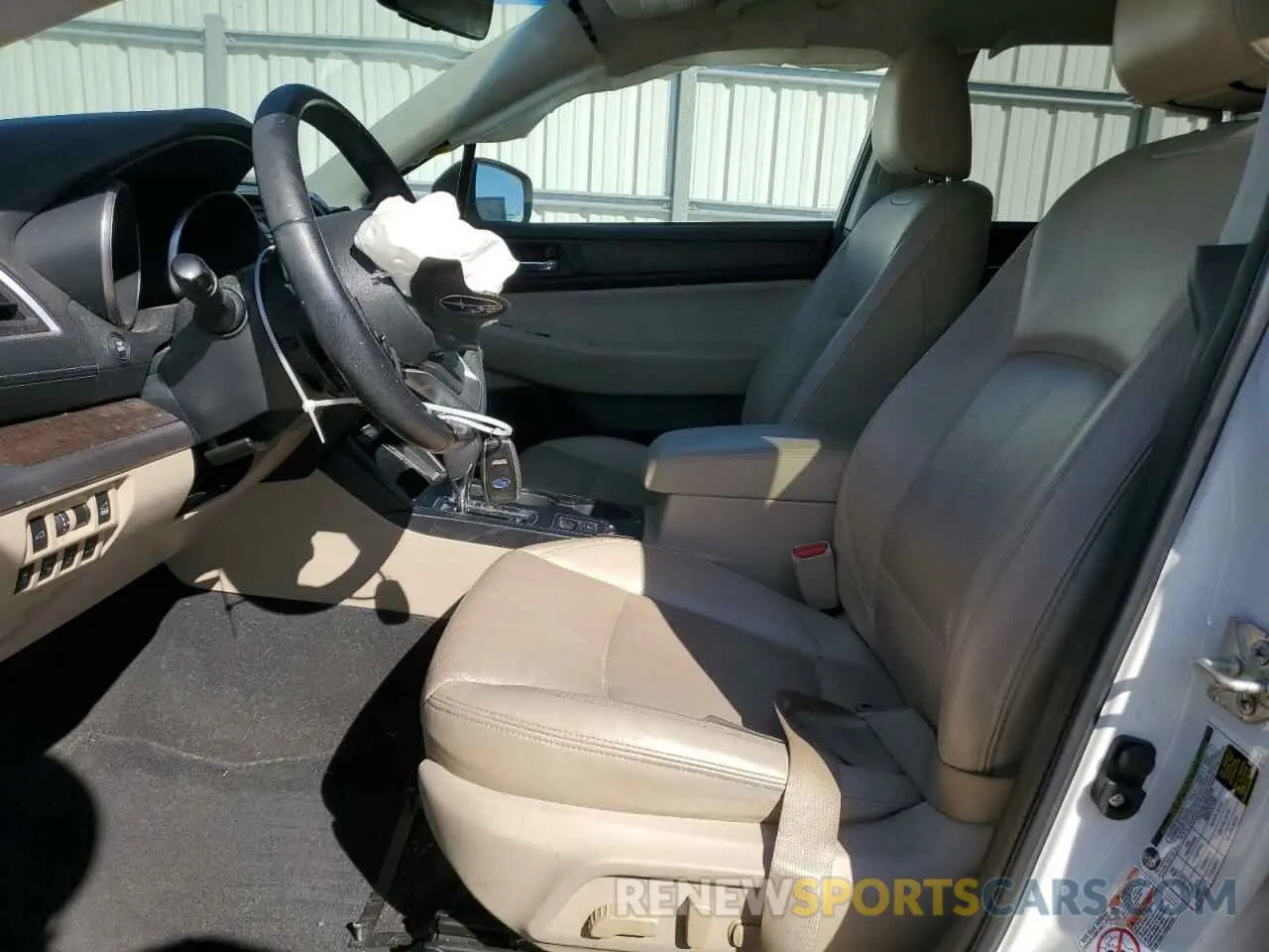 7 fotografías del automóvil dañado 4S4BSAJC5K3389085 SUBARU OUTBACK 2019