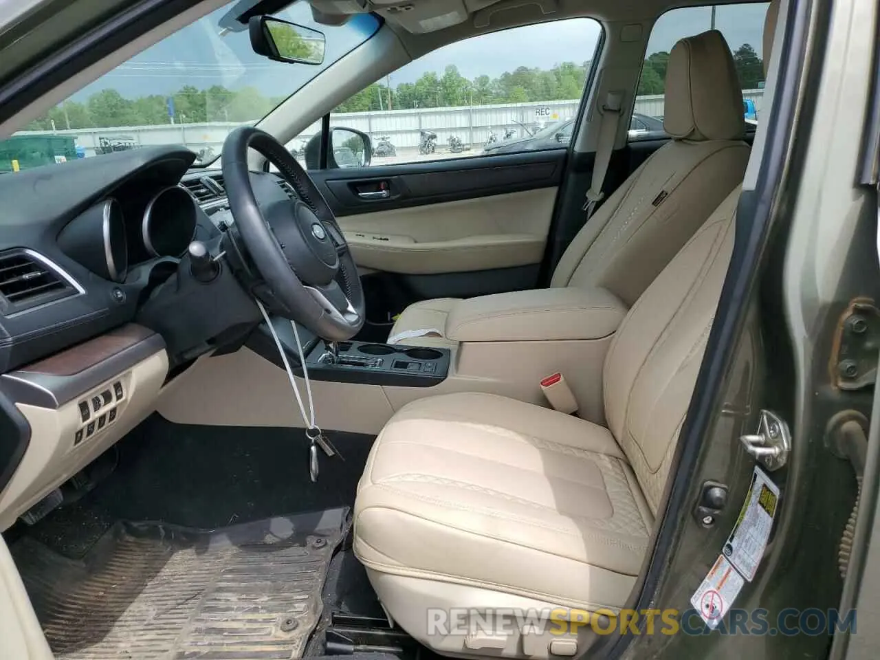 7 fotografías del automóvil dañado 4S4BSANC0K3323909 SUBARU OUTBACK 2019