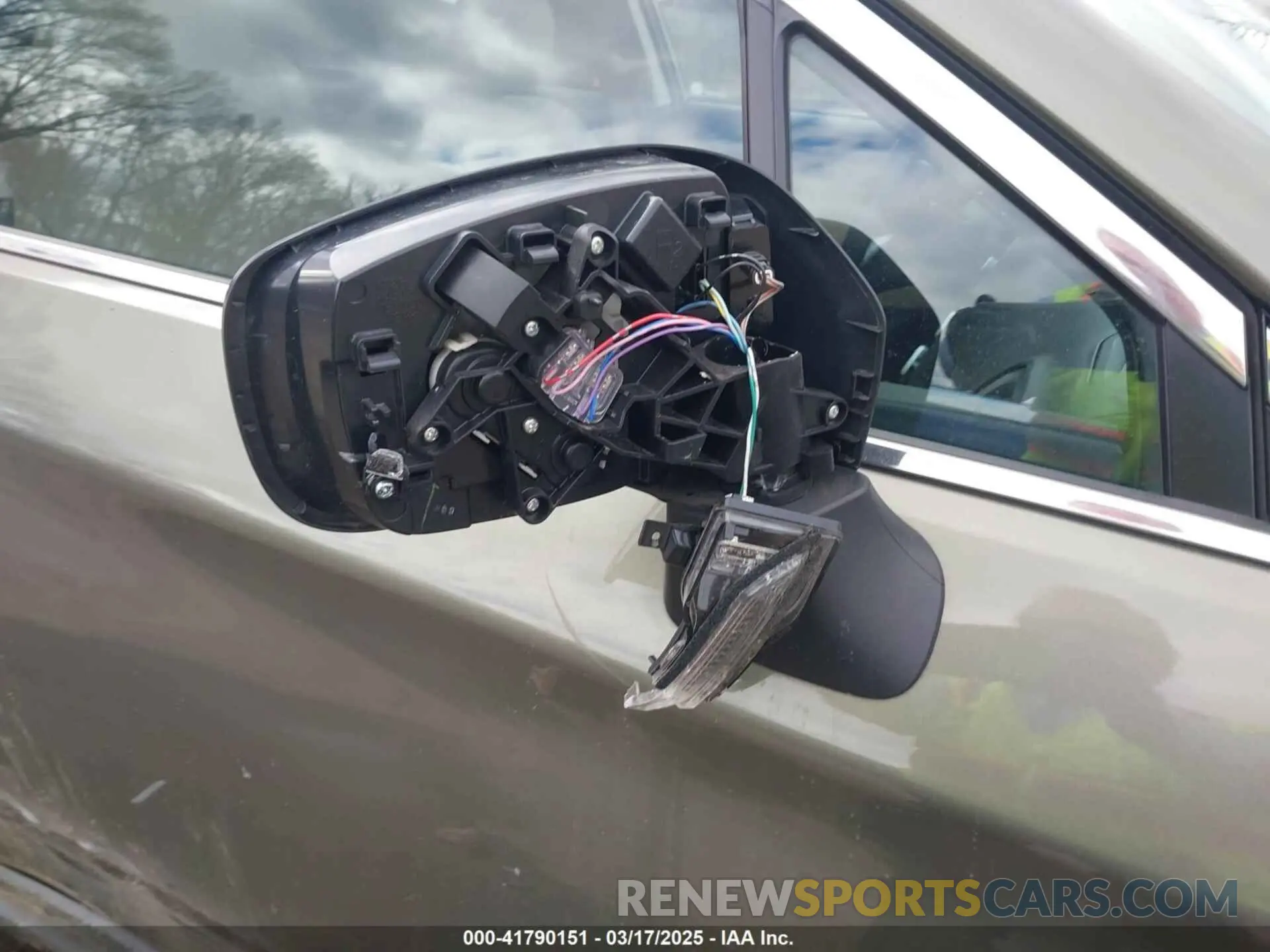 18 fotografías del automóvil dañado 4S4BSANC2K3212018 SUBARU OUTBACK 2019