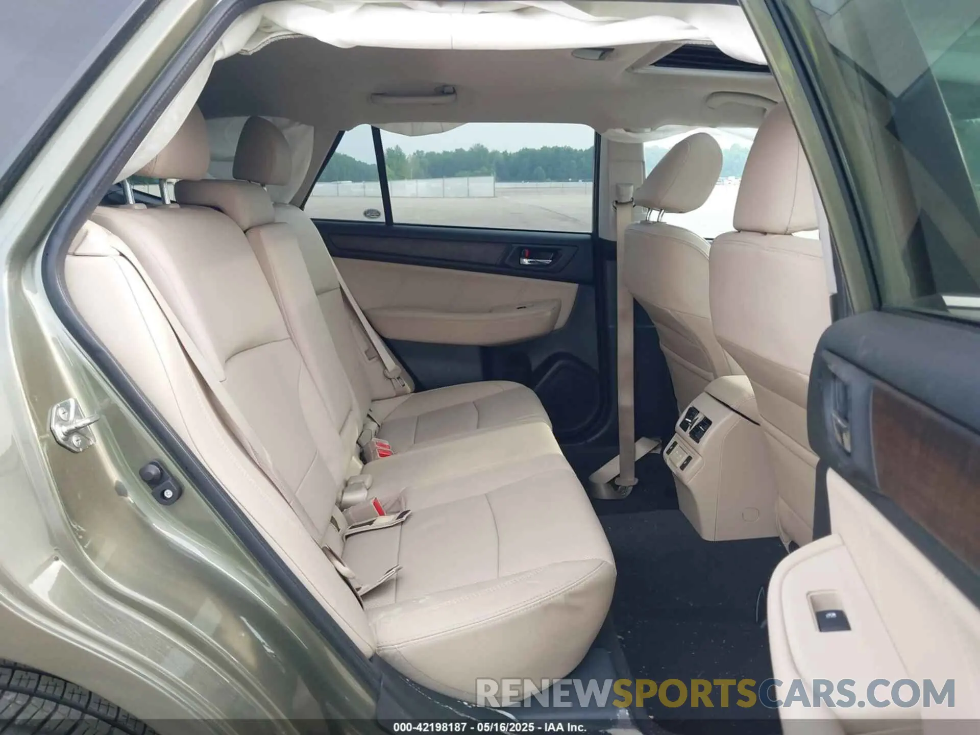8 fotografías del automóvil dañado 4S4BSANC2K3276219 SUBARU OUTBACK 2019