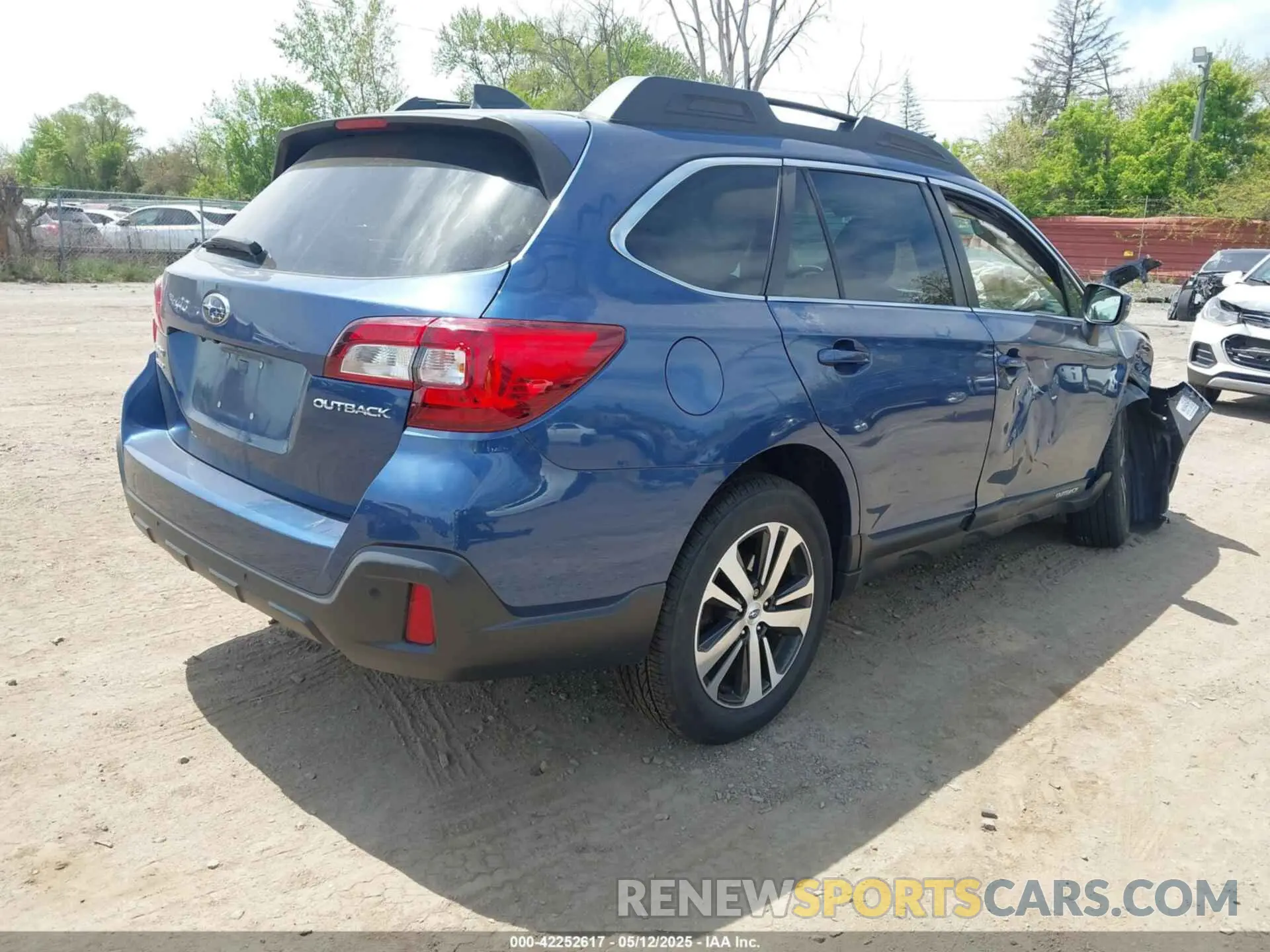 4 fotografías del automóvil dañado 4S4BSANC4K3260913 SUBARU OUTBACK 2019
