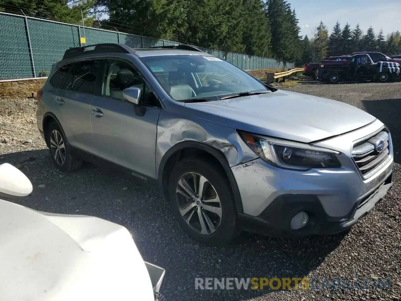 4 fotografías del automóvil dañado 4S4BSANC6K3300909 SUBARU OUTBACK 2019