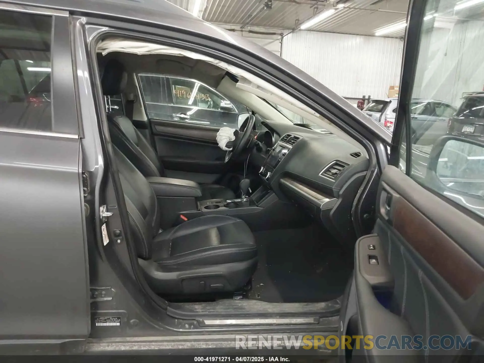 5 fotografías del automóvil dañado 4S4BSANC7K3212743 SUBARU OUTBACK 2019