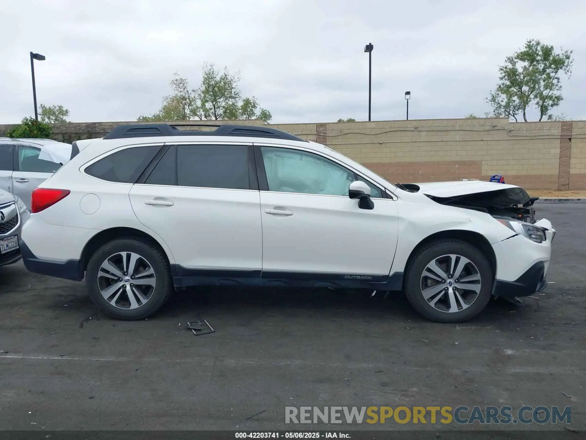 13 fotografías del automóvil dañado 4S4BSENC4K3278965 SUBARU OUTBACK 2019