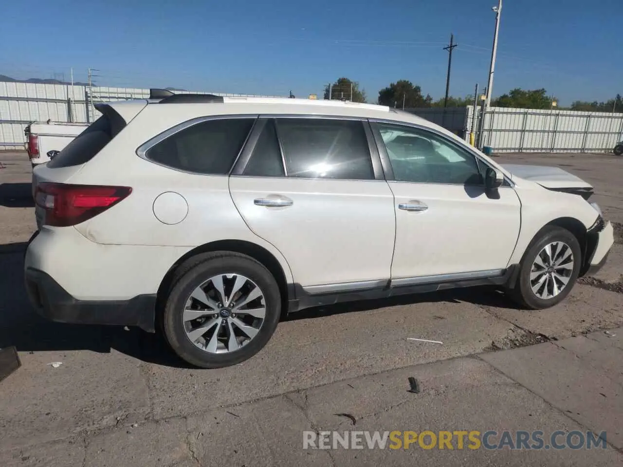 3 fotografías del automóvil dañado 4S4BSETC6K3211464 SUBARU OUTBACK 2019