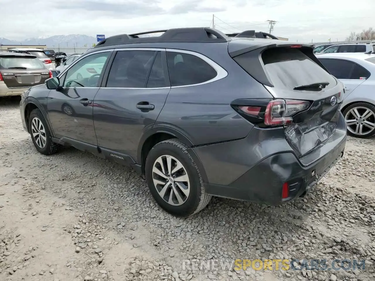 2 fotografías del automóvil dañado 4S4BTACC0L3270033 SUBARU OUTBACK 2020