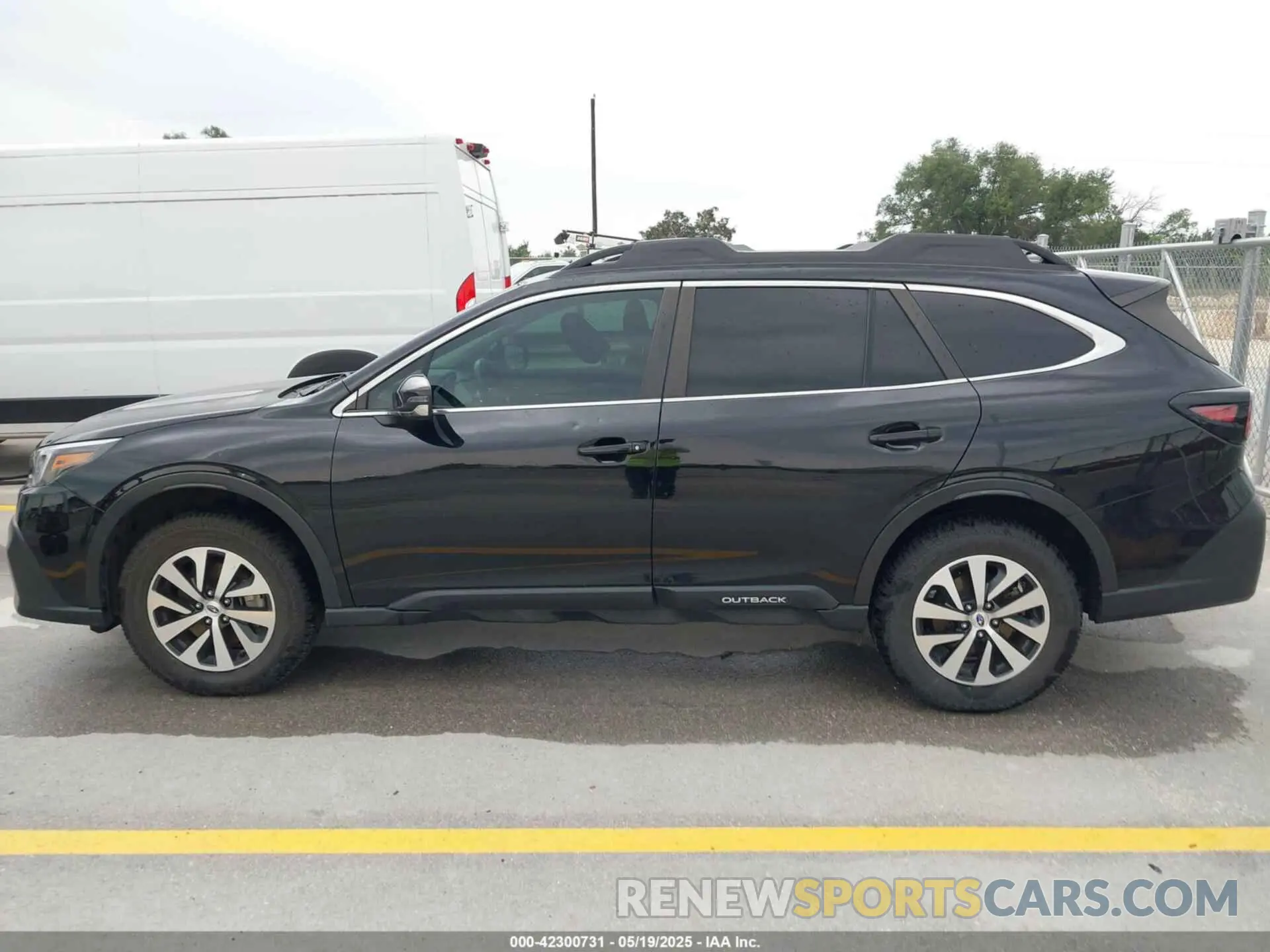 14 fotografías del automóvil dañado 4S4BTACC2L3264444 SUBARU OUTBACK 2020