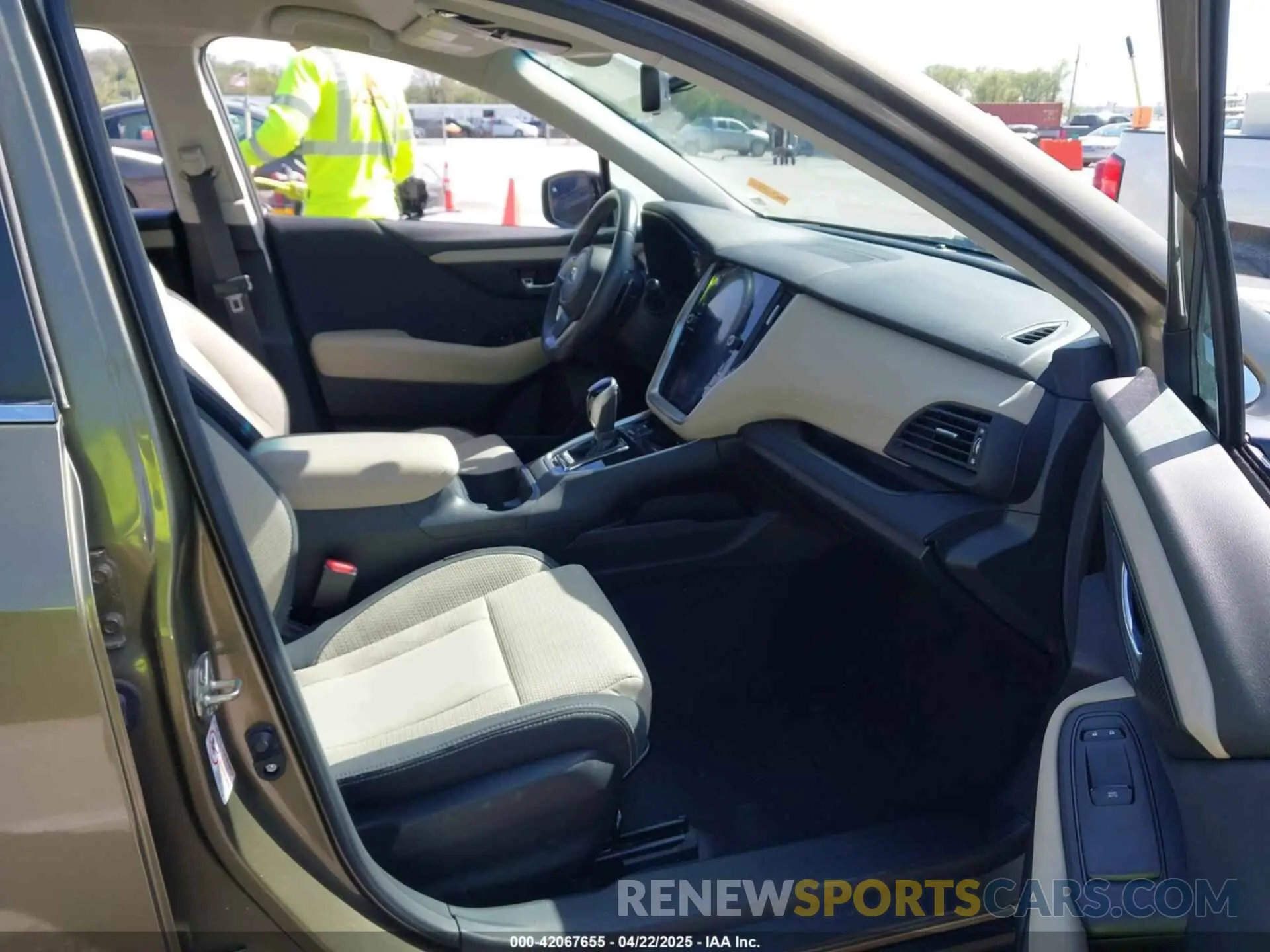 5 fotografías del automóvil dañado 4S4BTACC7L3110523 SUBARU OUTBACK 2020