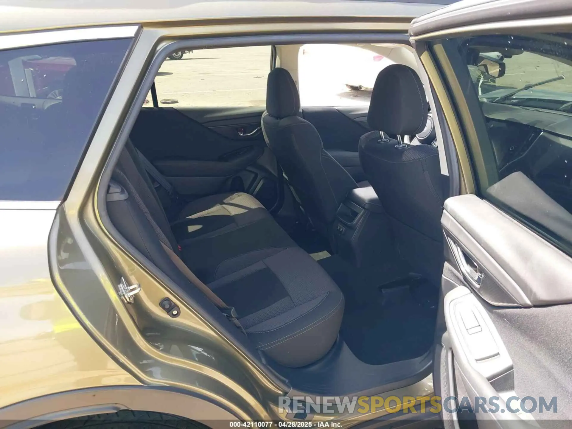 8 fotografías del automóvil dañado 4S4BTAEC6L3203661 SUBARU OUTBACK 2020