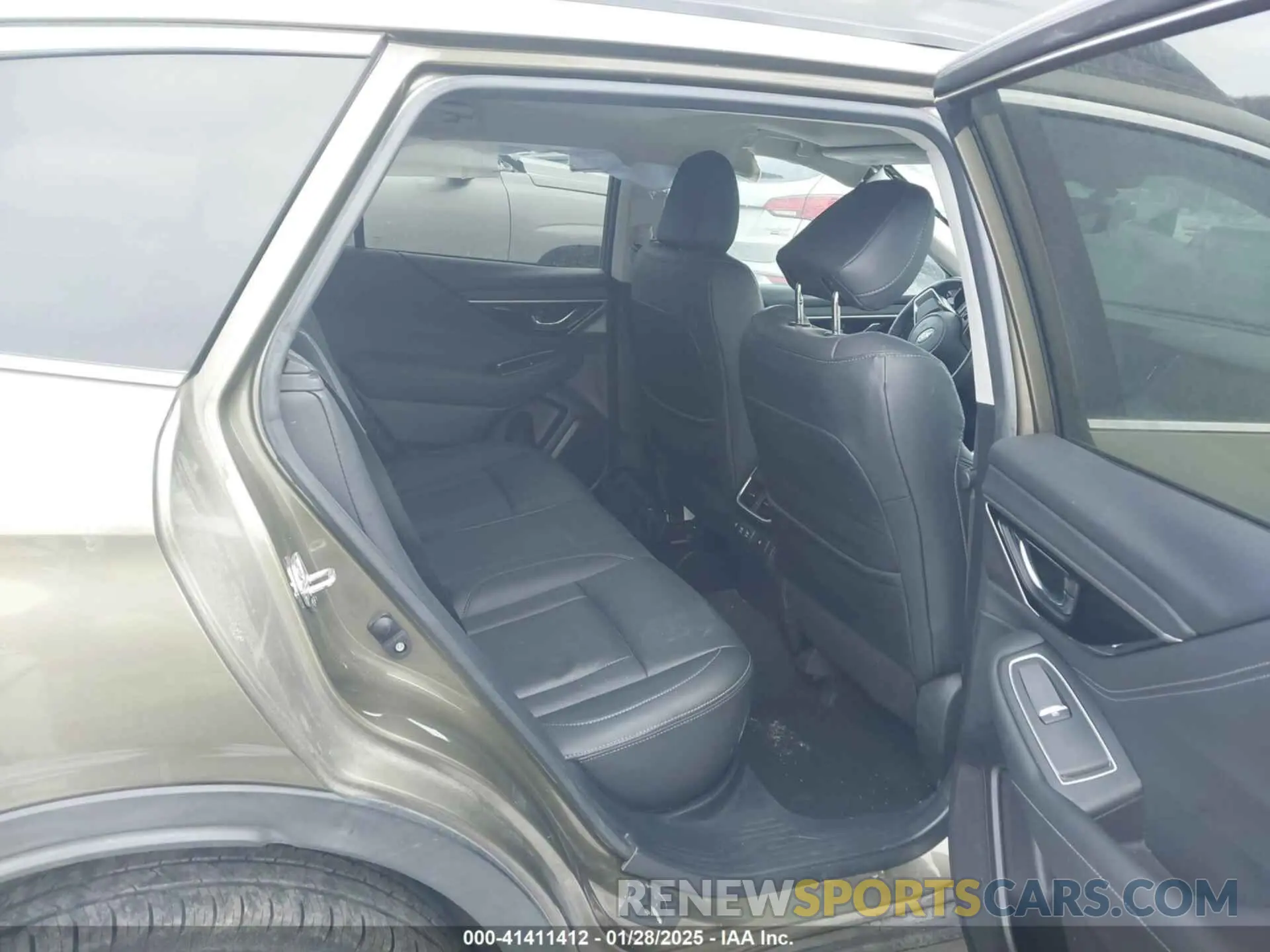 8 fotografías del automóvil dañado 4S4BTANCXL3130083 SUBARU OUTBACK 2020