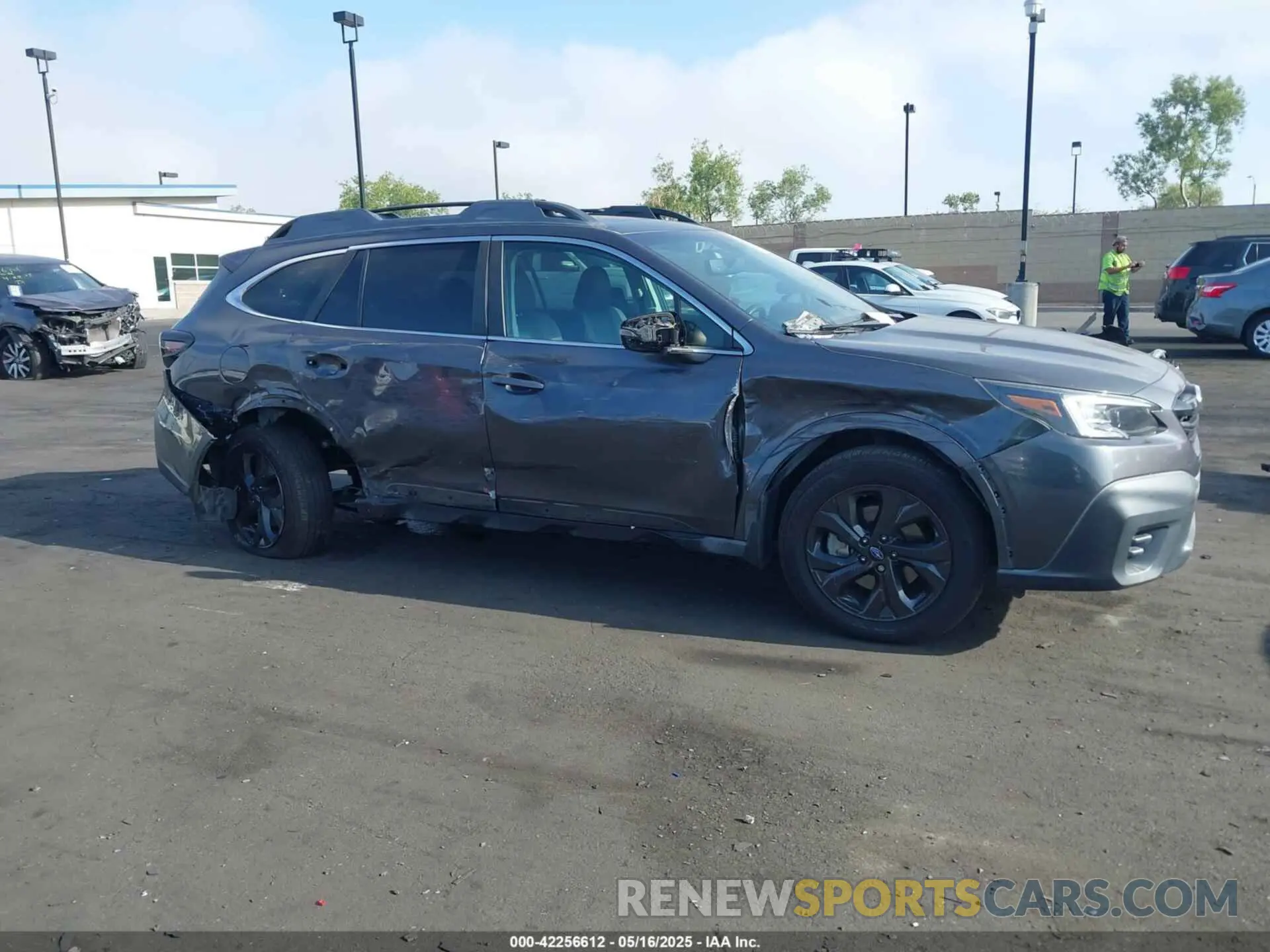 14 fotografías del automóvil dañado 4S4BTGKD3L3124884 SUBARU OUTBACK 2020