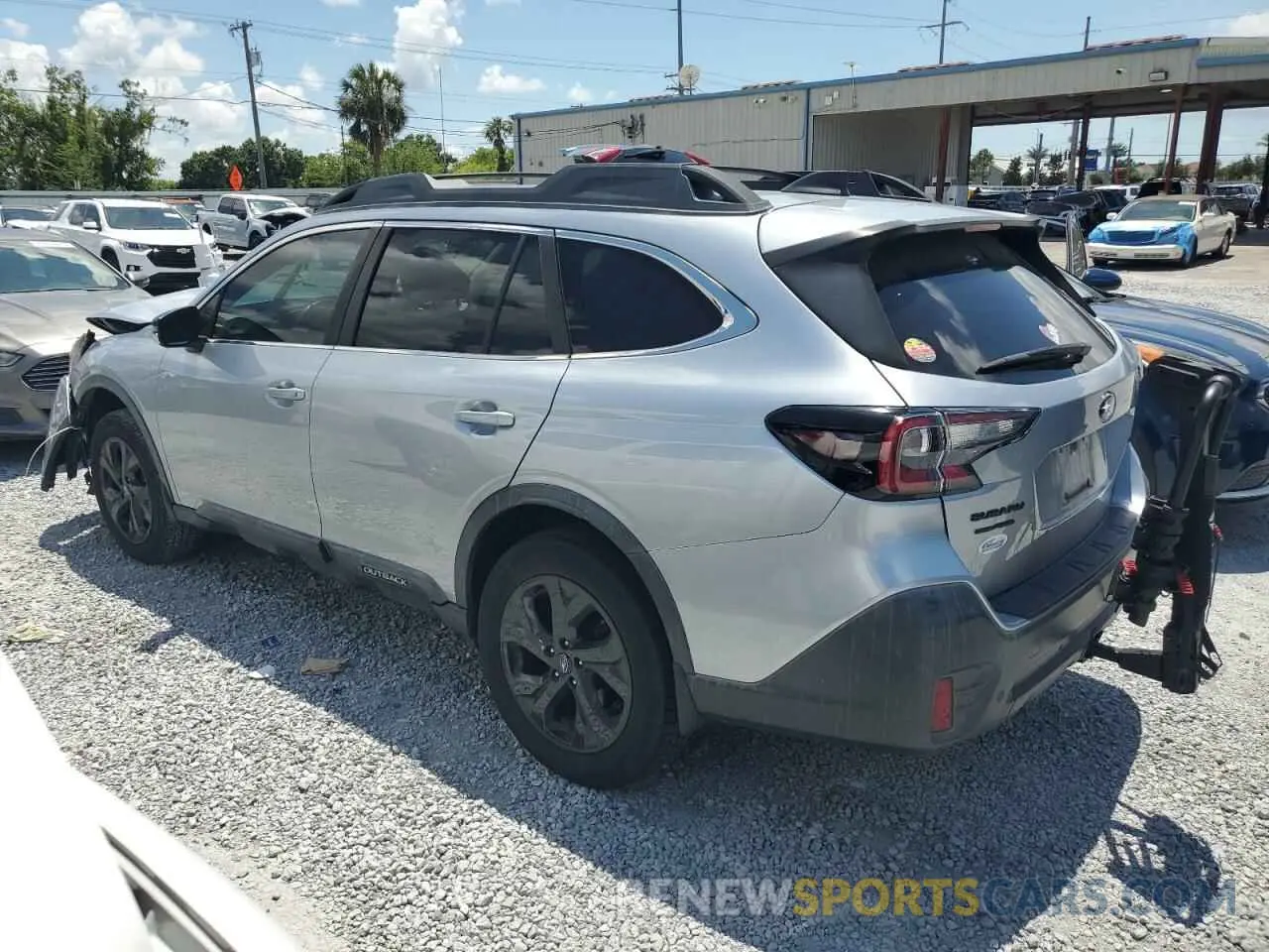 2 fotografías del automóvil dañado 4S4BTGKD4L3179344 SUBARU OUTBACK 2020