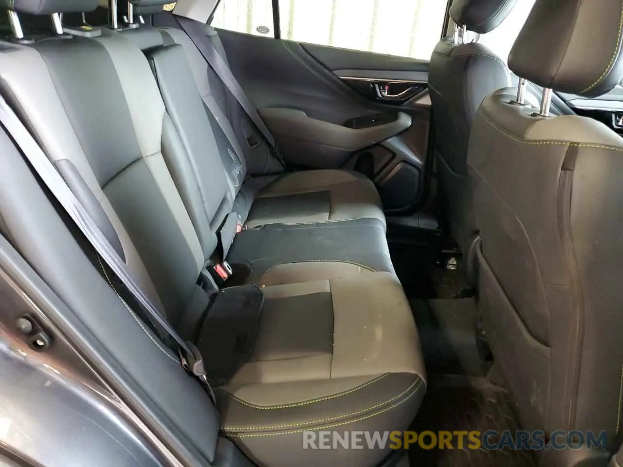 10 fotografías del automóvil dañado 4S4BTGKD9L3181686 SUBARU OUTBACK 2020
