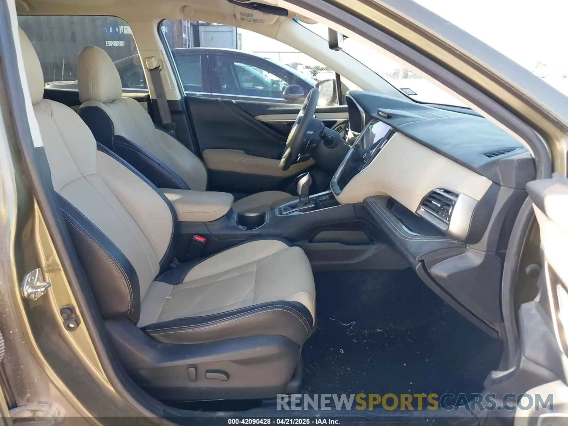 5 fotografías del automóvil dañado 4S4BTGND1L3230486 SUBARU OUTBACK 2020