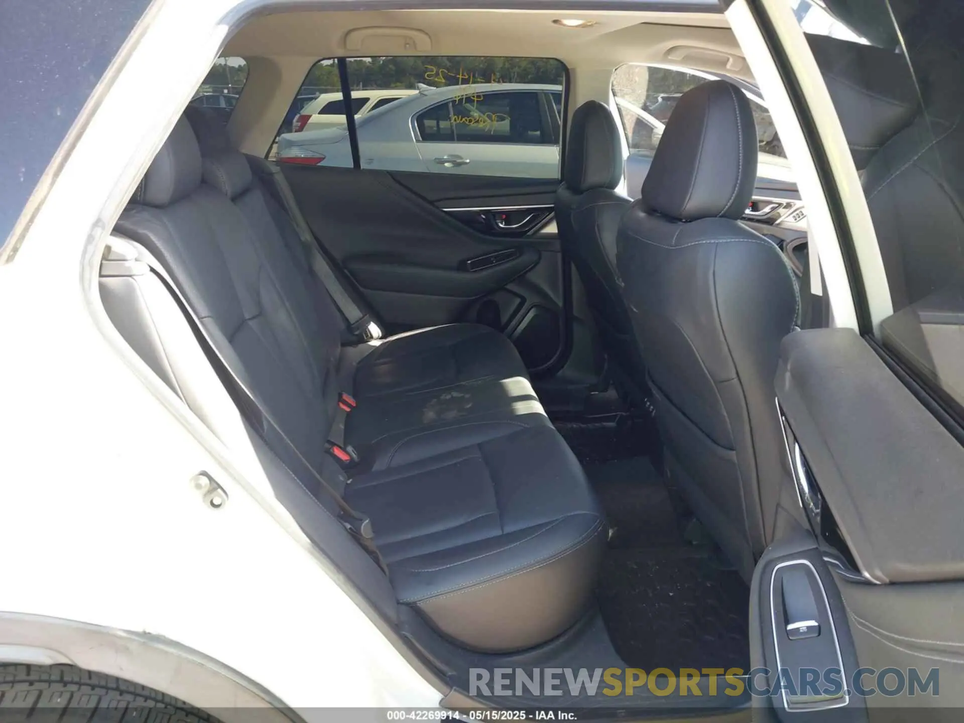8 fotografías del automóvil dañado 4S4BTGND7L3108716 SUBARU OUTBACK 2020