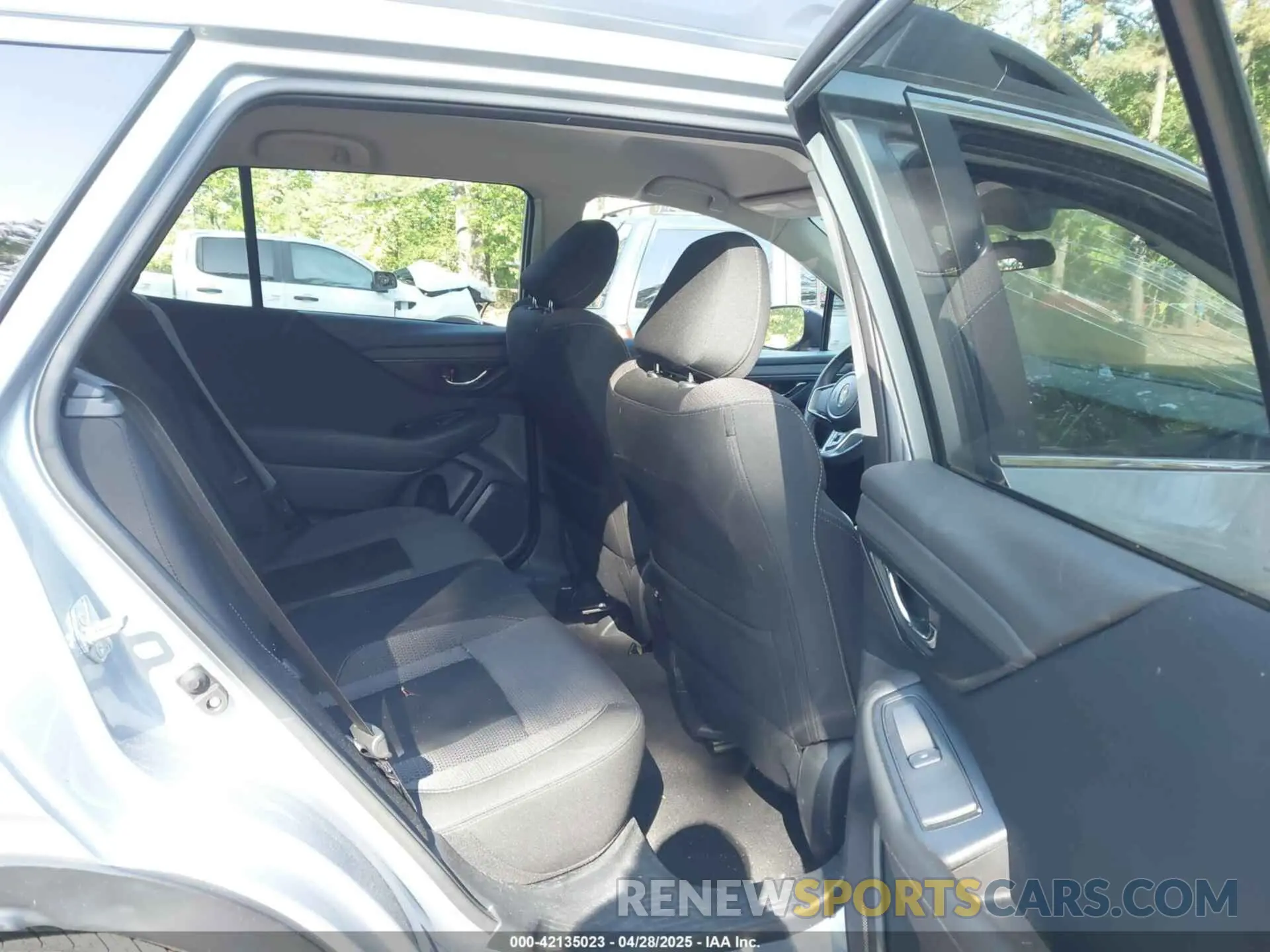 8 fotografías del automóvil dañado 4S4BTACC1M3210201 SUBARU OUTBACK 2021