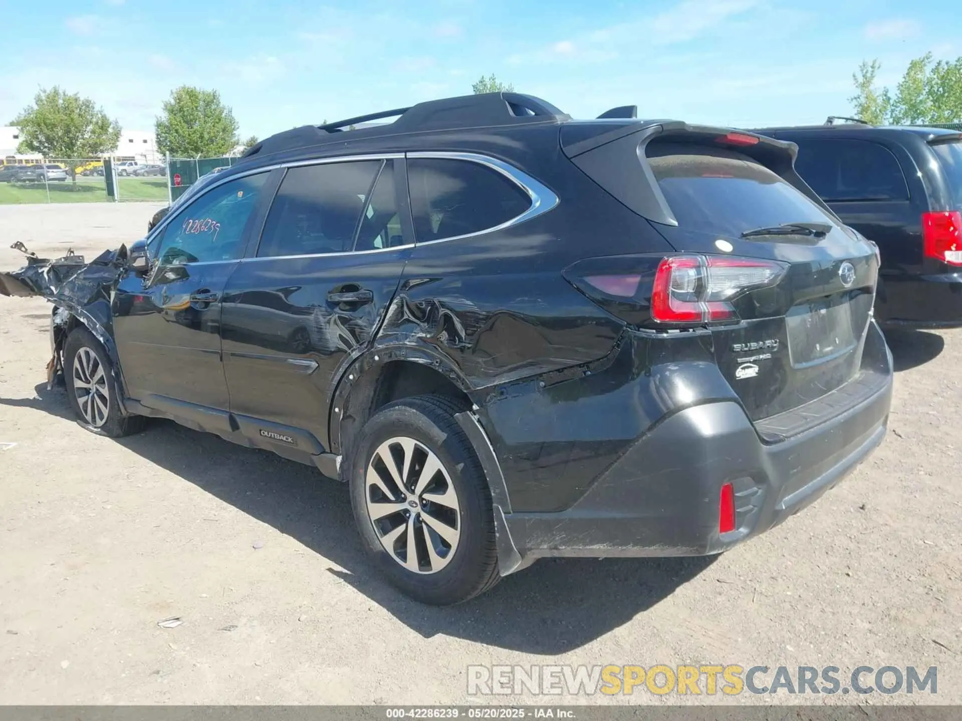 3 fotografías del automóvil dañado 4S4BTACC2N3259098 SUBARU OUTBACK 2022