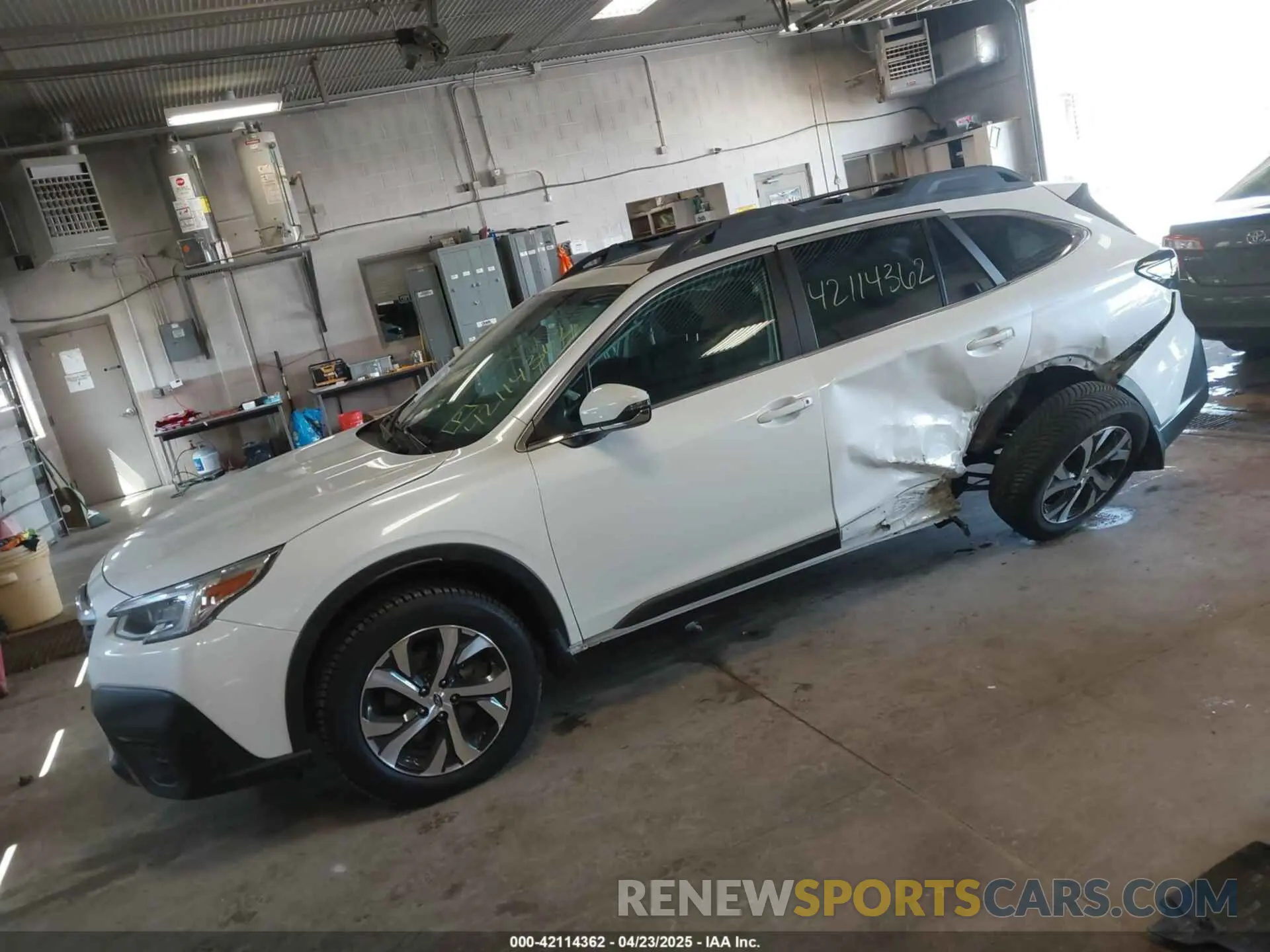 2 fotografías del automóvil dañado 4S4BTANC7N3109050 SUBARU OUTBACK 2022