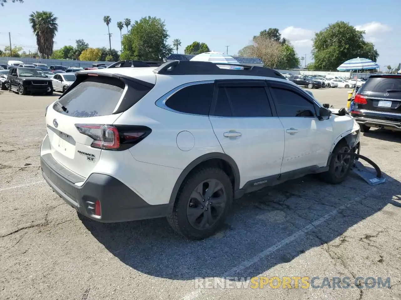 3 fotografías del automóvil dañado 4S4BTGLD3N3214585 SUBARU OUTBACK 2022